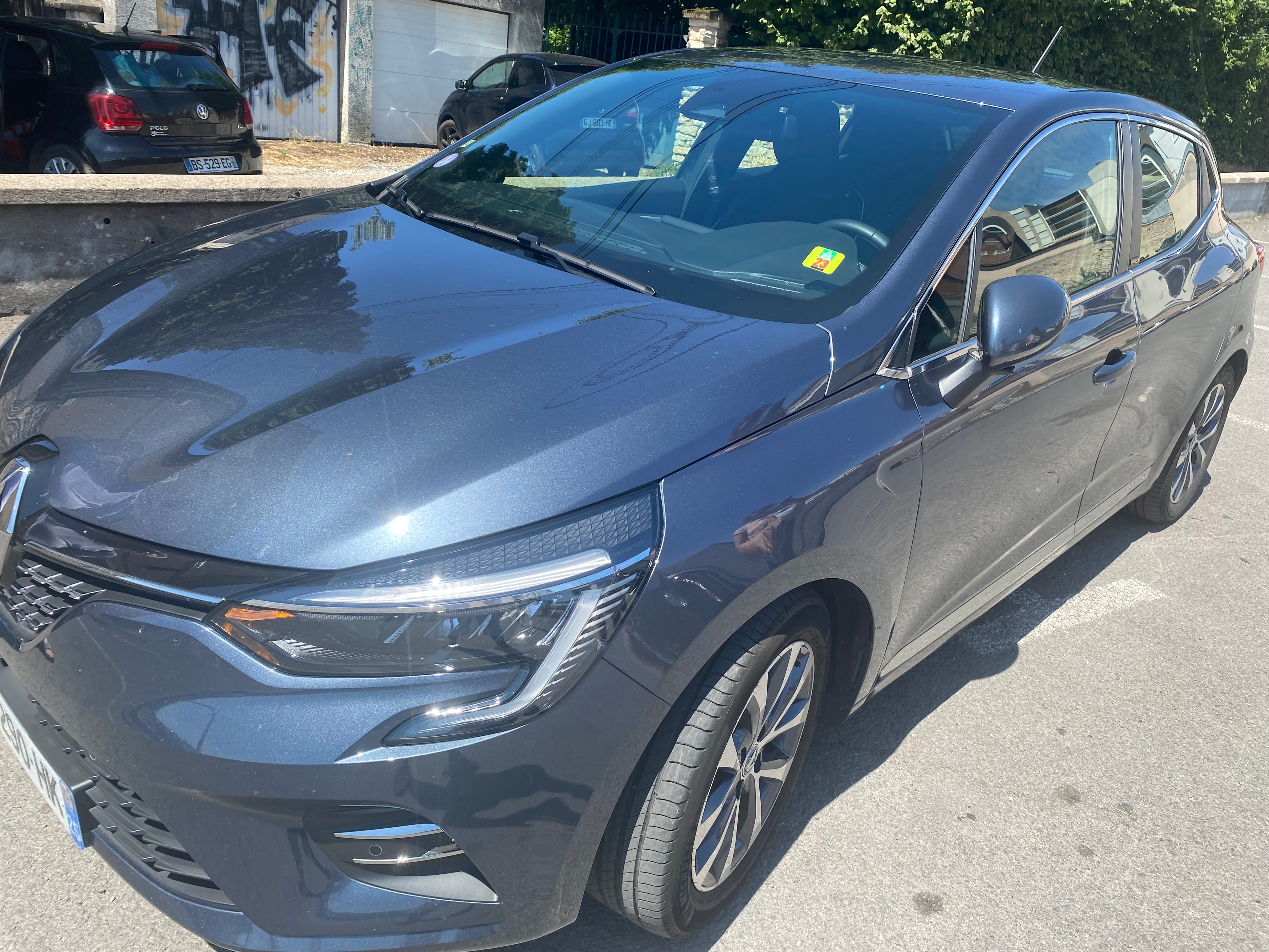 Renault Clio E-tech avec Apple CarPlay