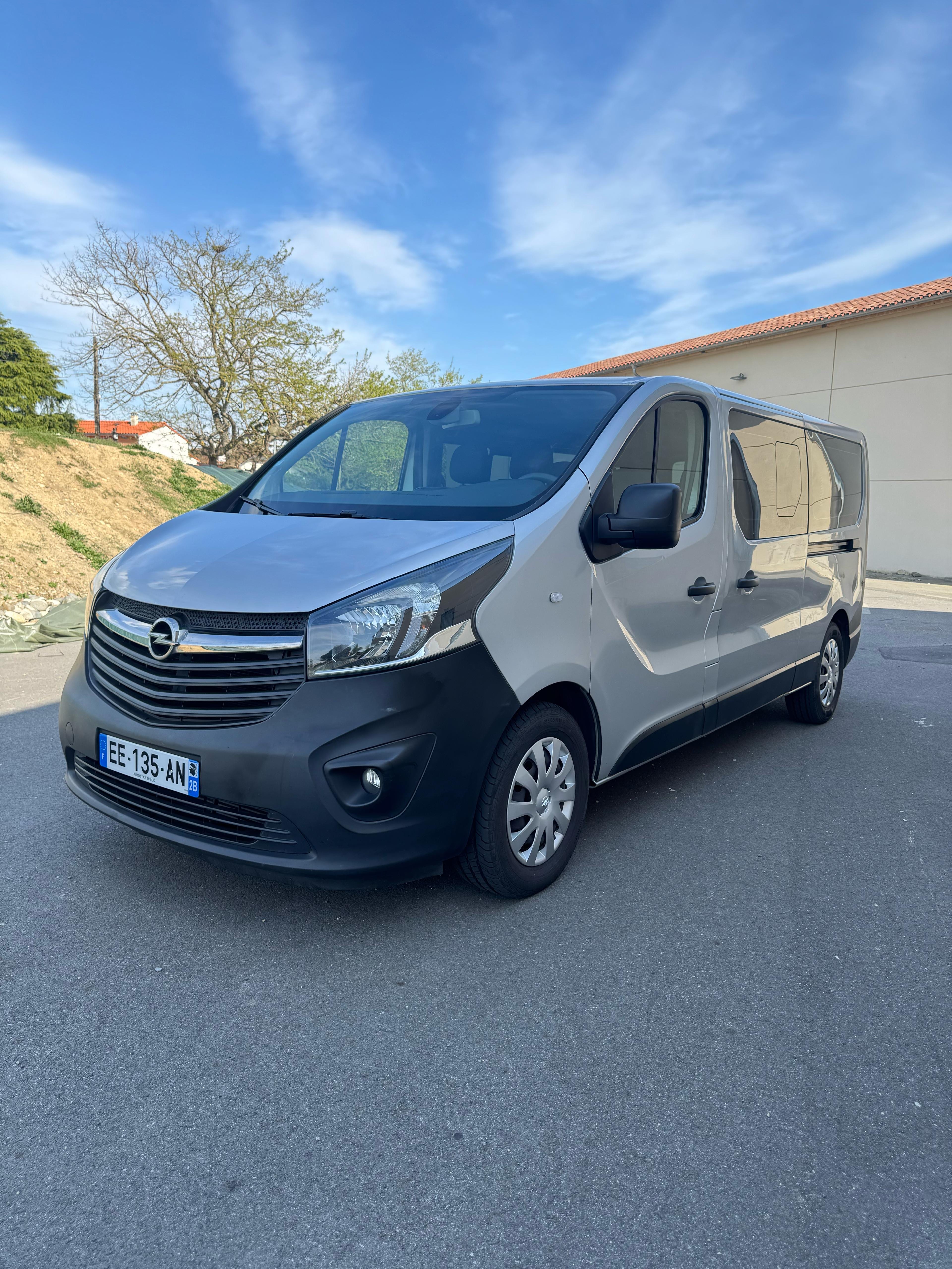 Opel Vivaro, 2016, Diesel, 9 places et plus