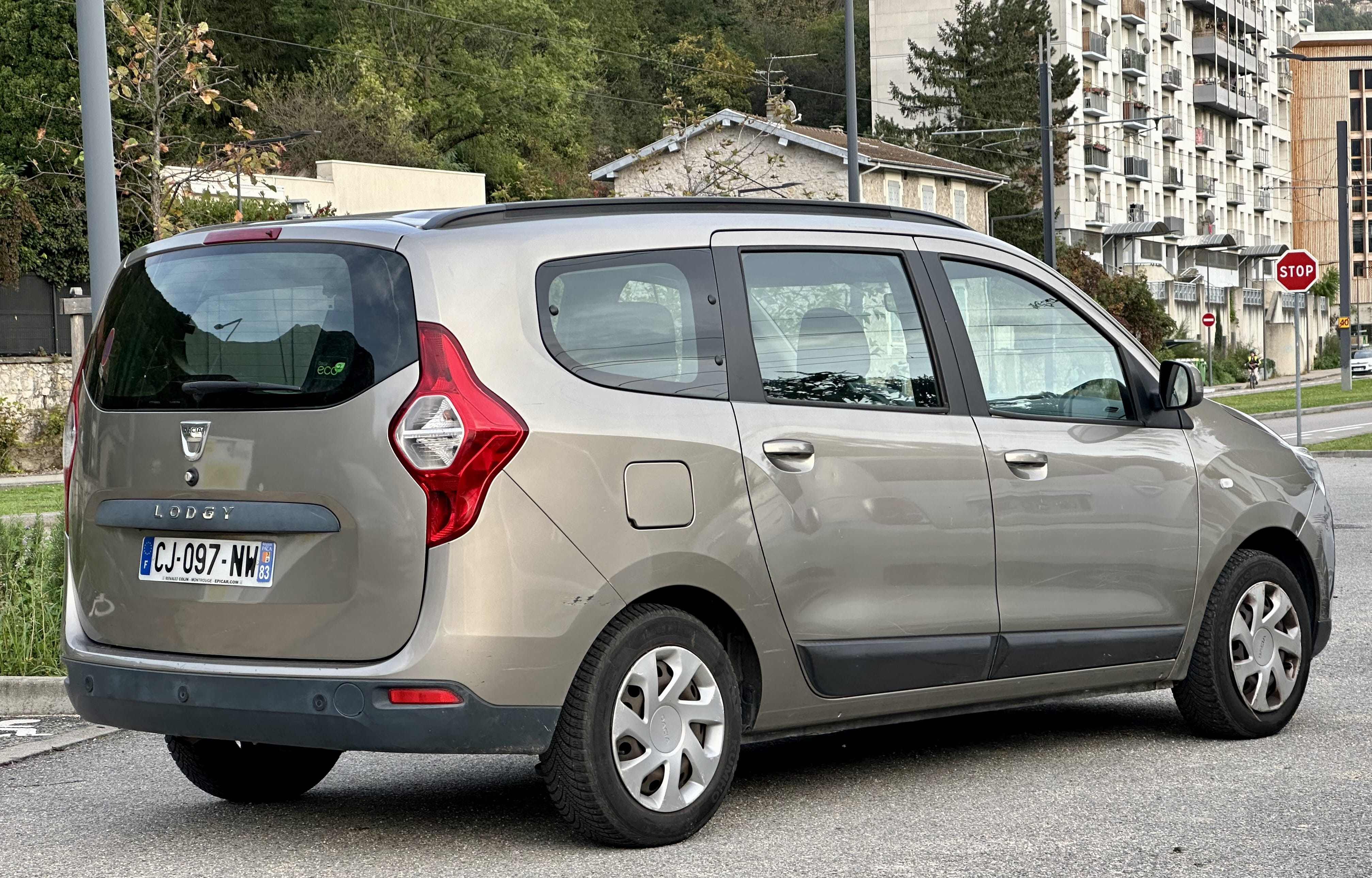 Dacia Lodgy avec GPS