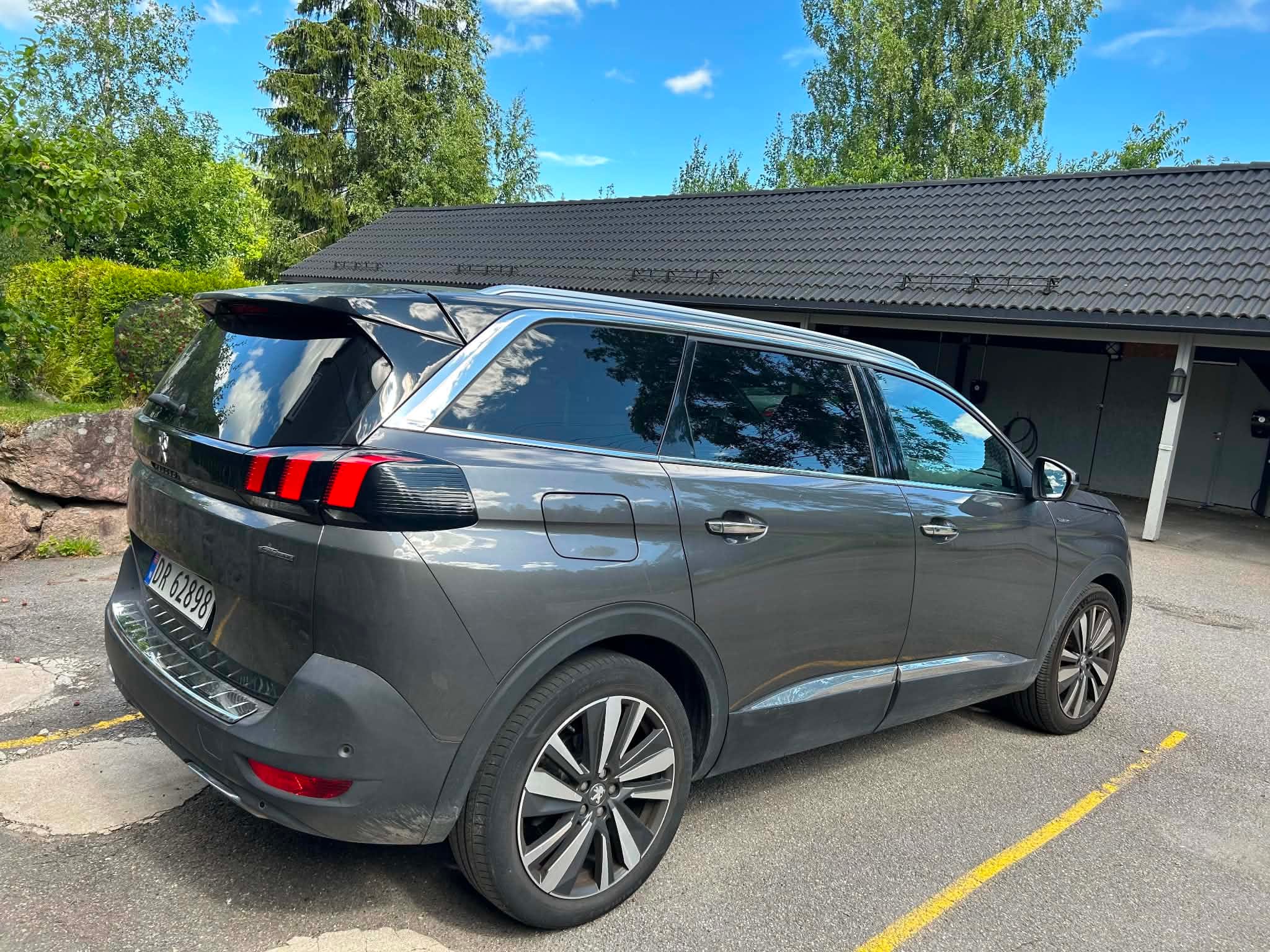 Peugeot 5008 med Ryggekamera