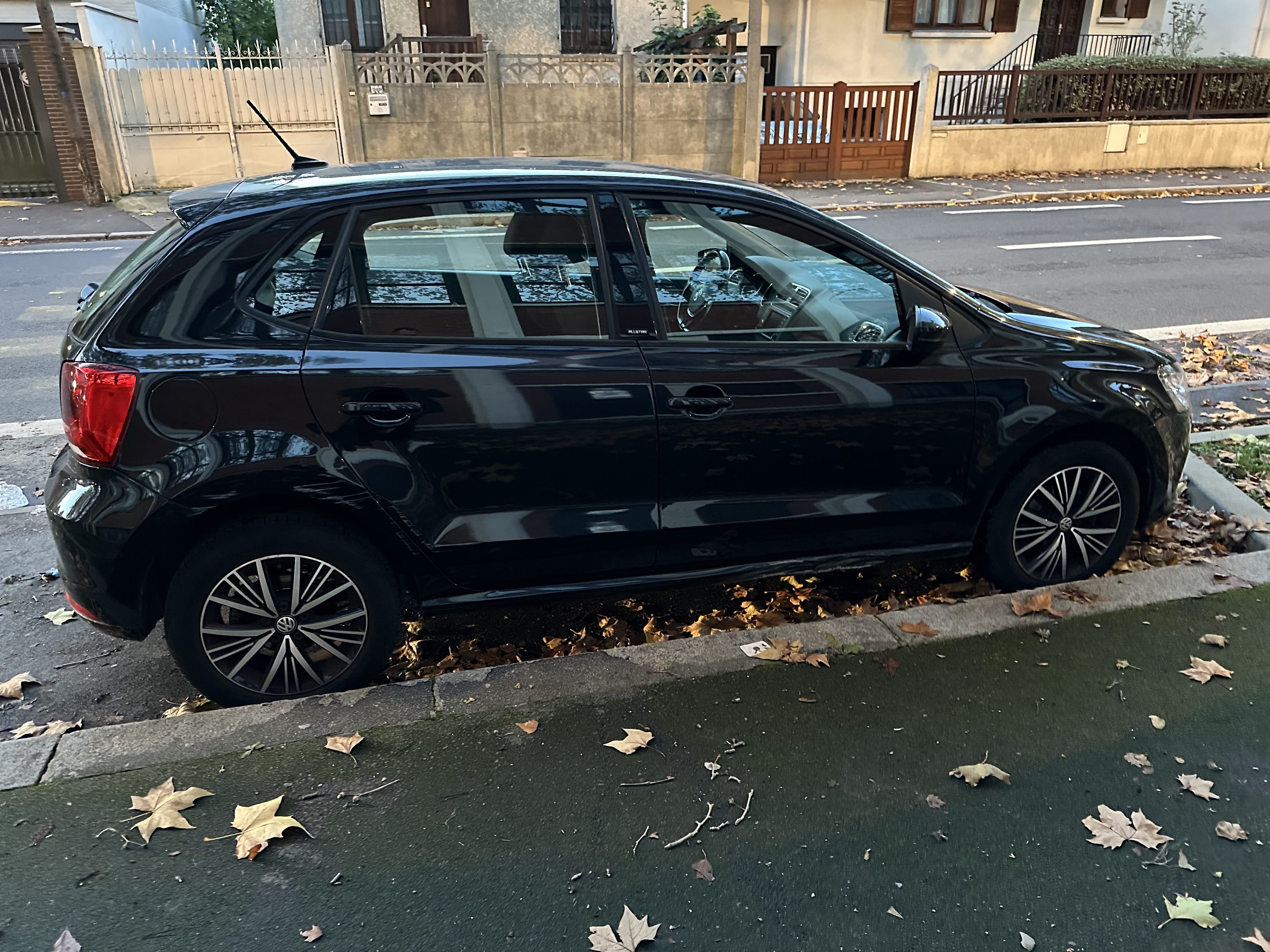 Volkswagen Polo essence avec Climatisation