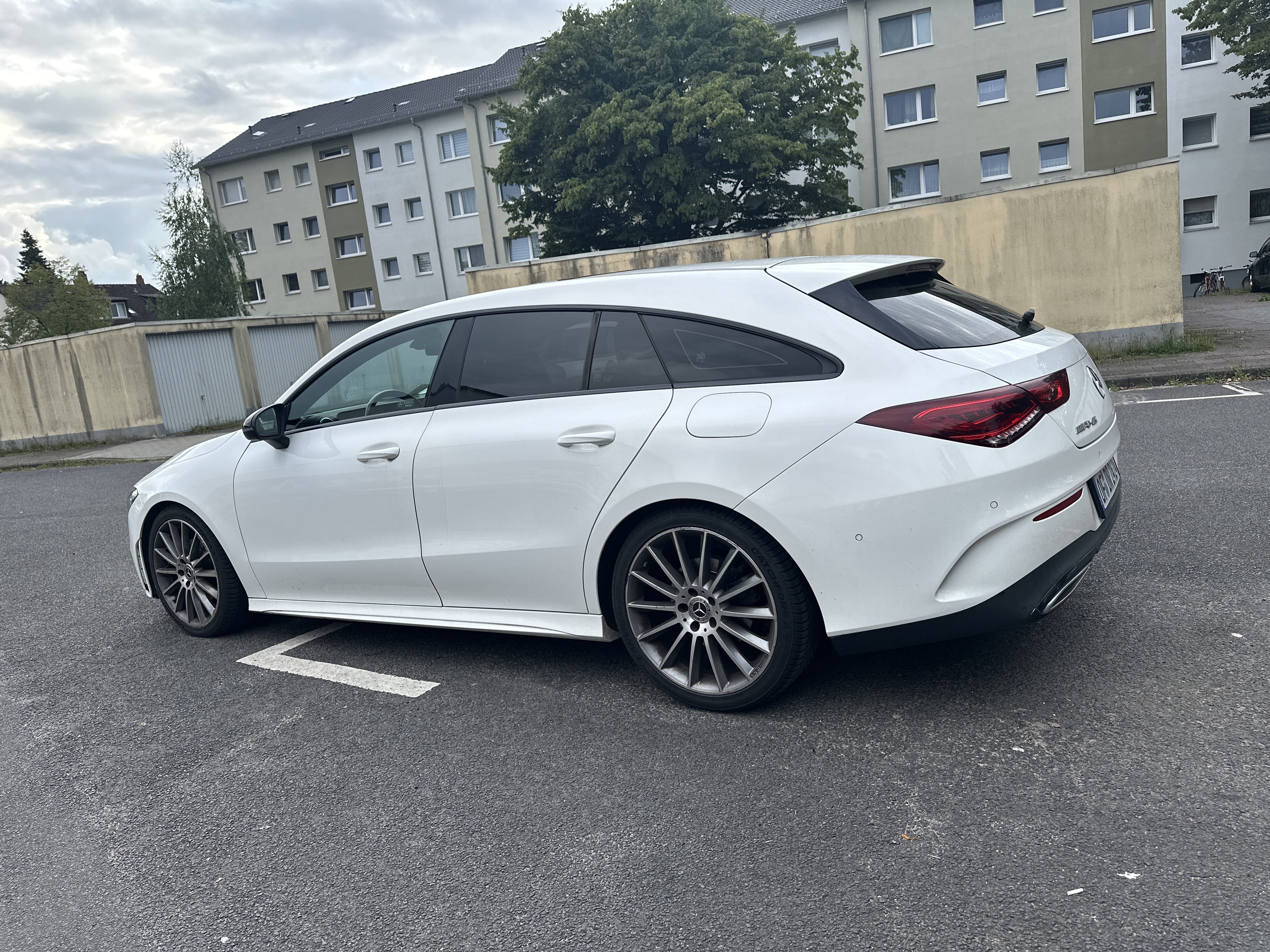 Mercedes-Benz CLA-Klasse Shooting Break mit 4-Rad-Antrieb