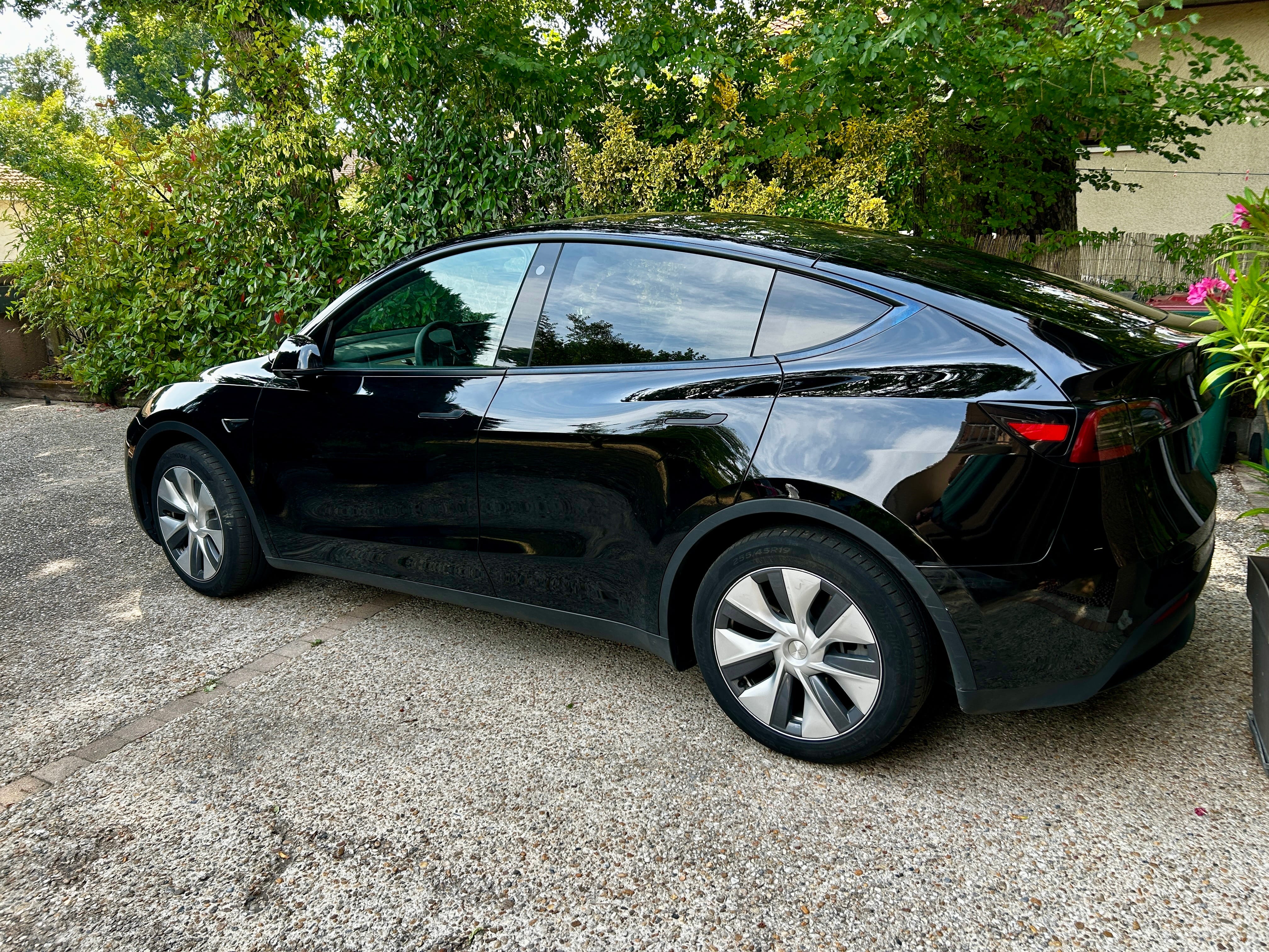 Tesla Model Y avec Climatisation