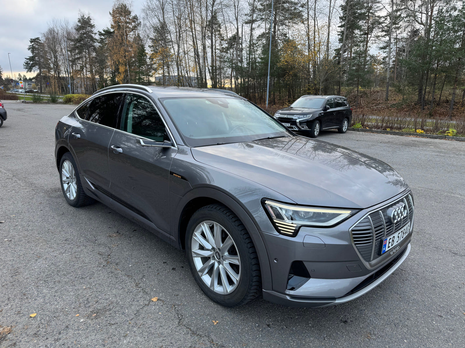 Audi e-tron Quattro Premium with Air conditioning