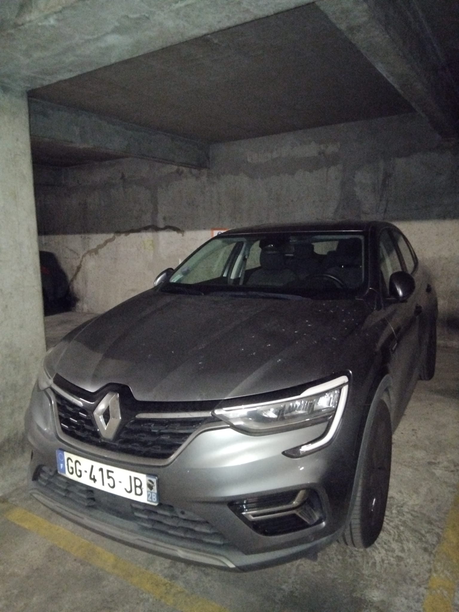 Renault Arkana Evolution, 2022, Essence 95 / Électrique (hybride), automatique