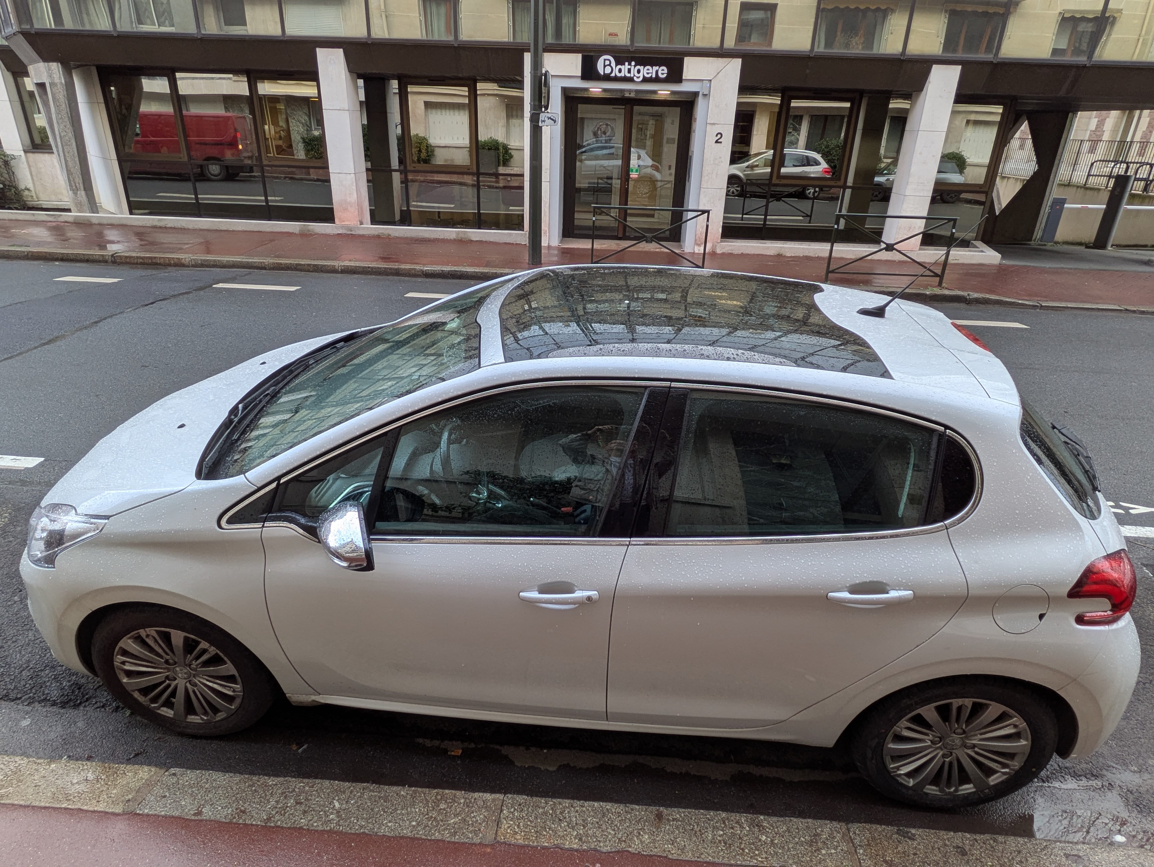 Peugeot 208 avec Climatisation