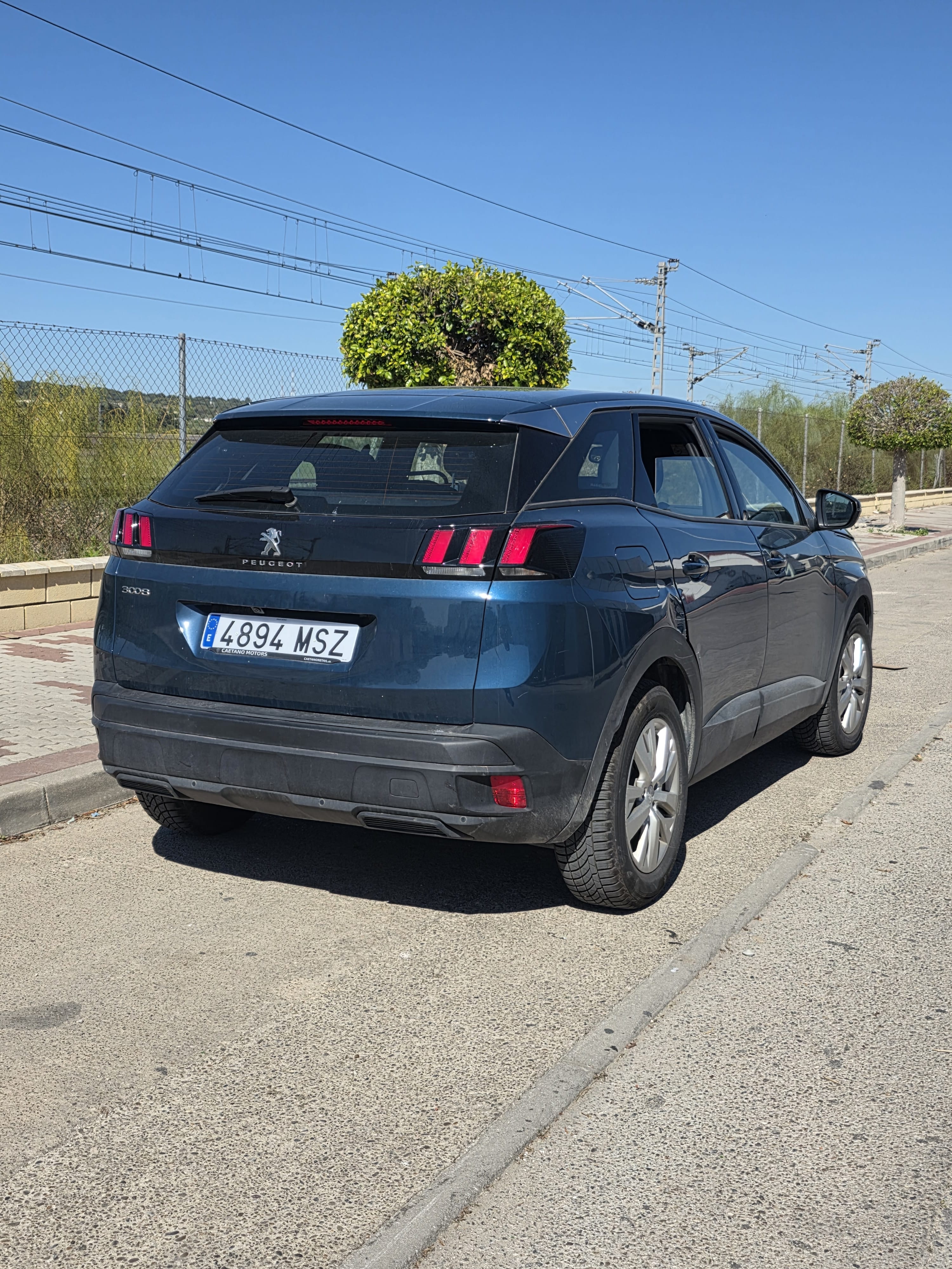 Peugeot E-3008 GT con Cámara de marcha atrás