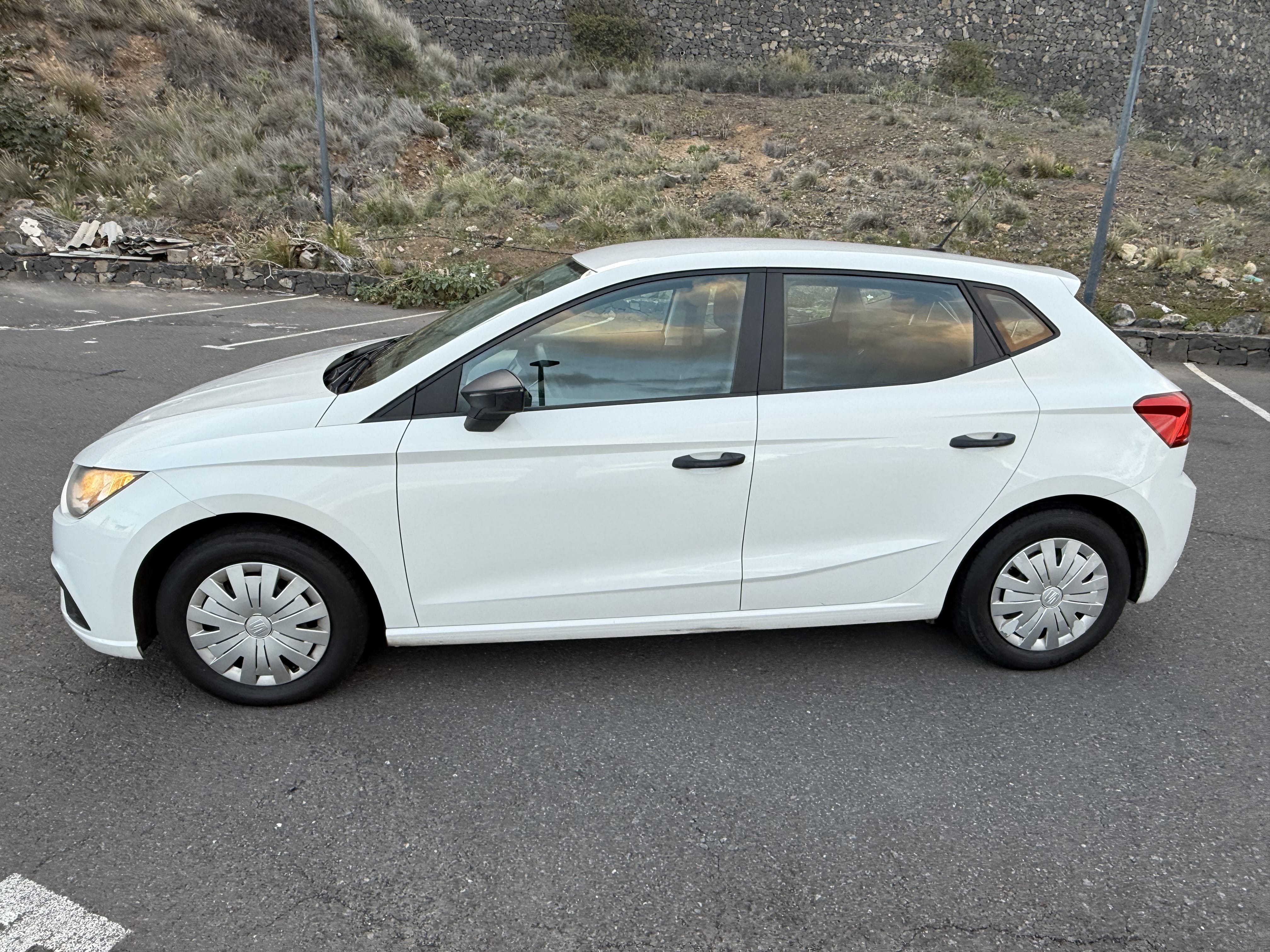 Seat Ibiza 1.2 con Aire acondicionado