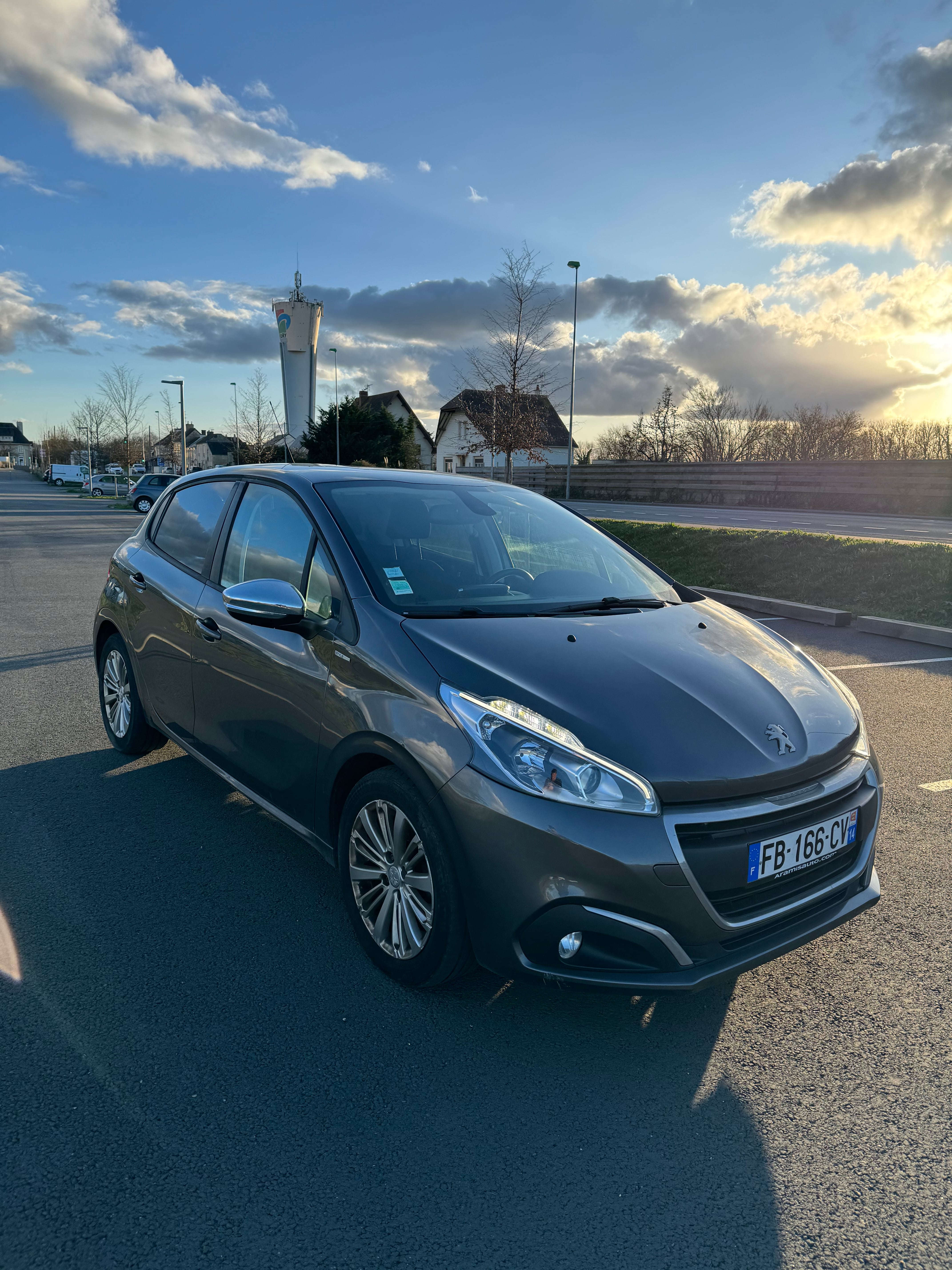 Peugeot 208, 2018, Diesel