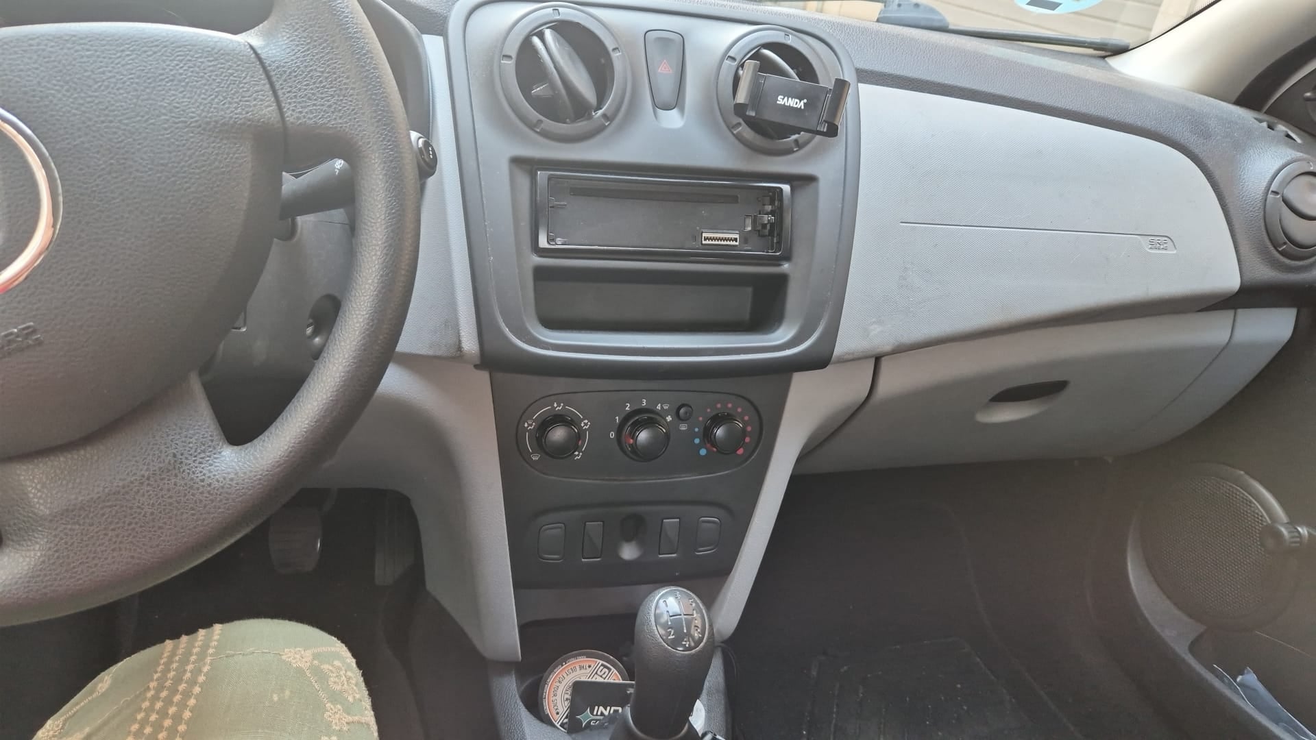 Dacia Sandero con Silla infantil