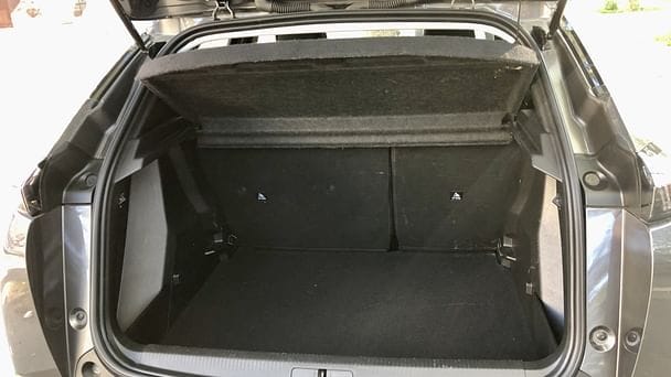 Peugeot 2008 avec Entrée audio / iPod