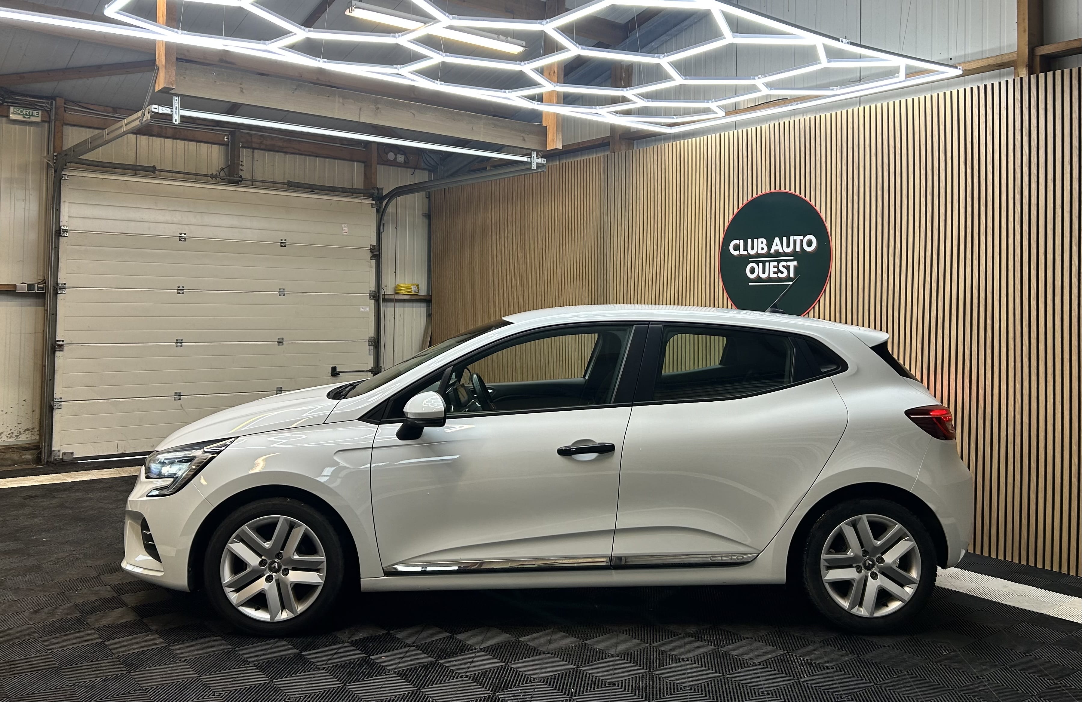 Renault Clio avec Climatisation