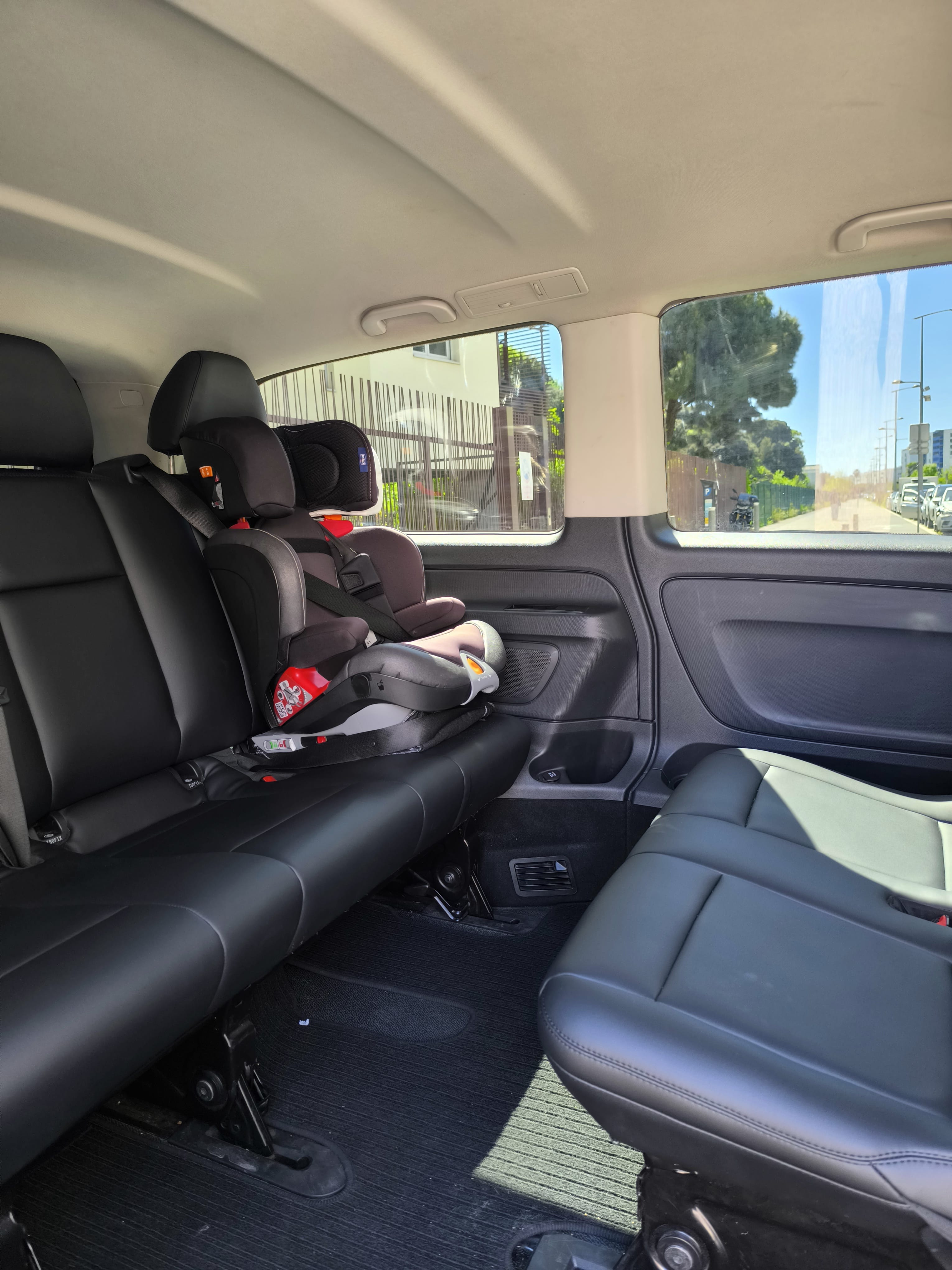 Mercedes-Benz Viano avec Siège bébé