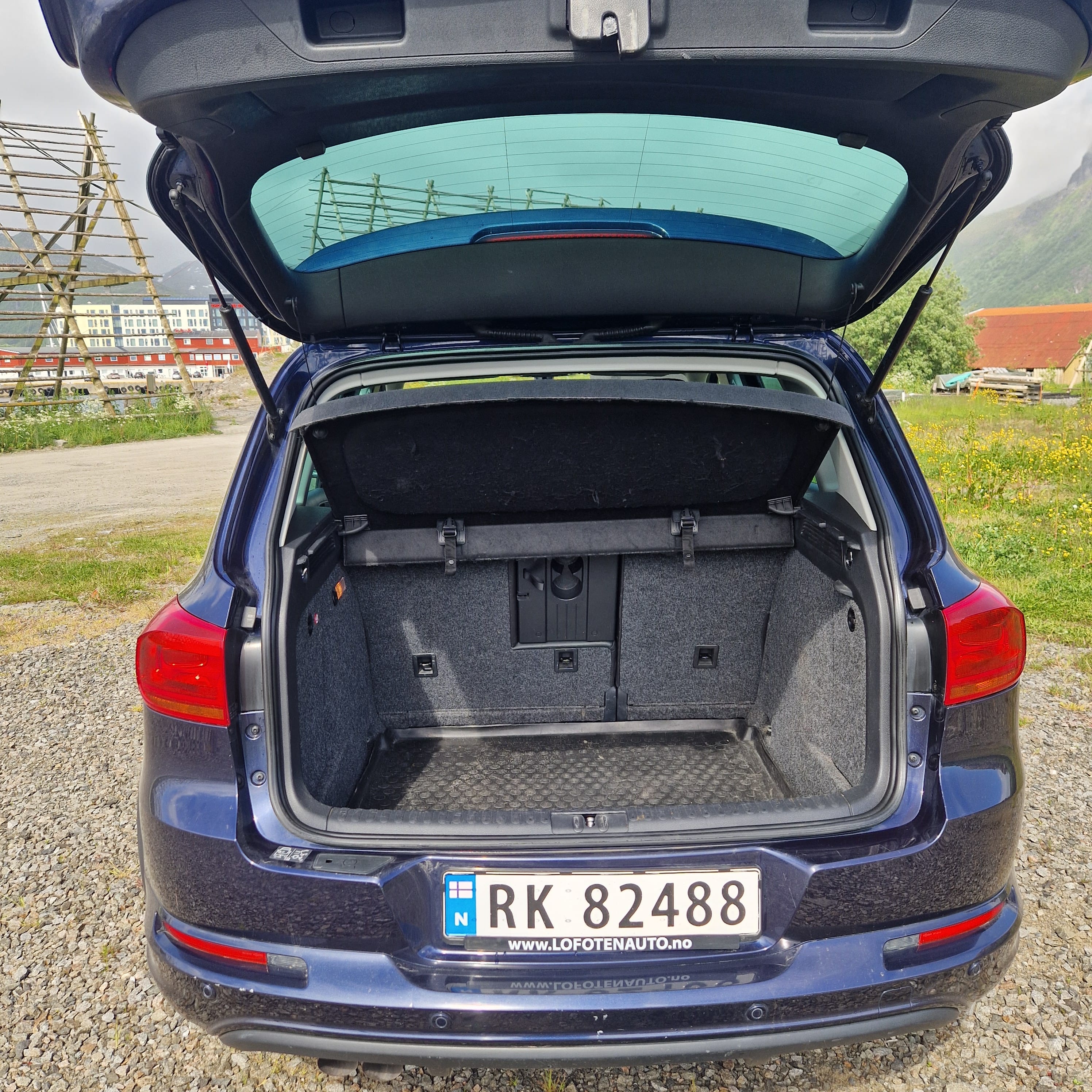 Volkswagen Tiguan Automat med USB ladeuttak