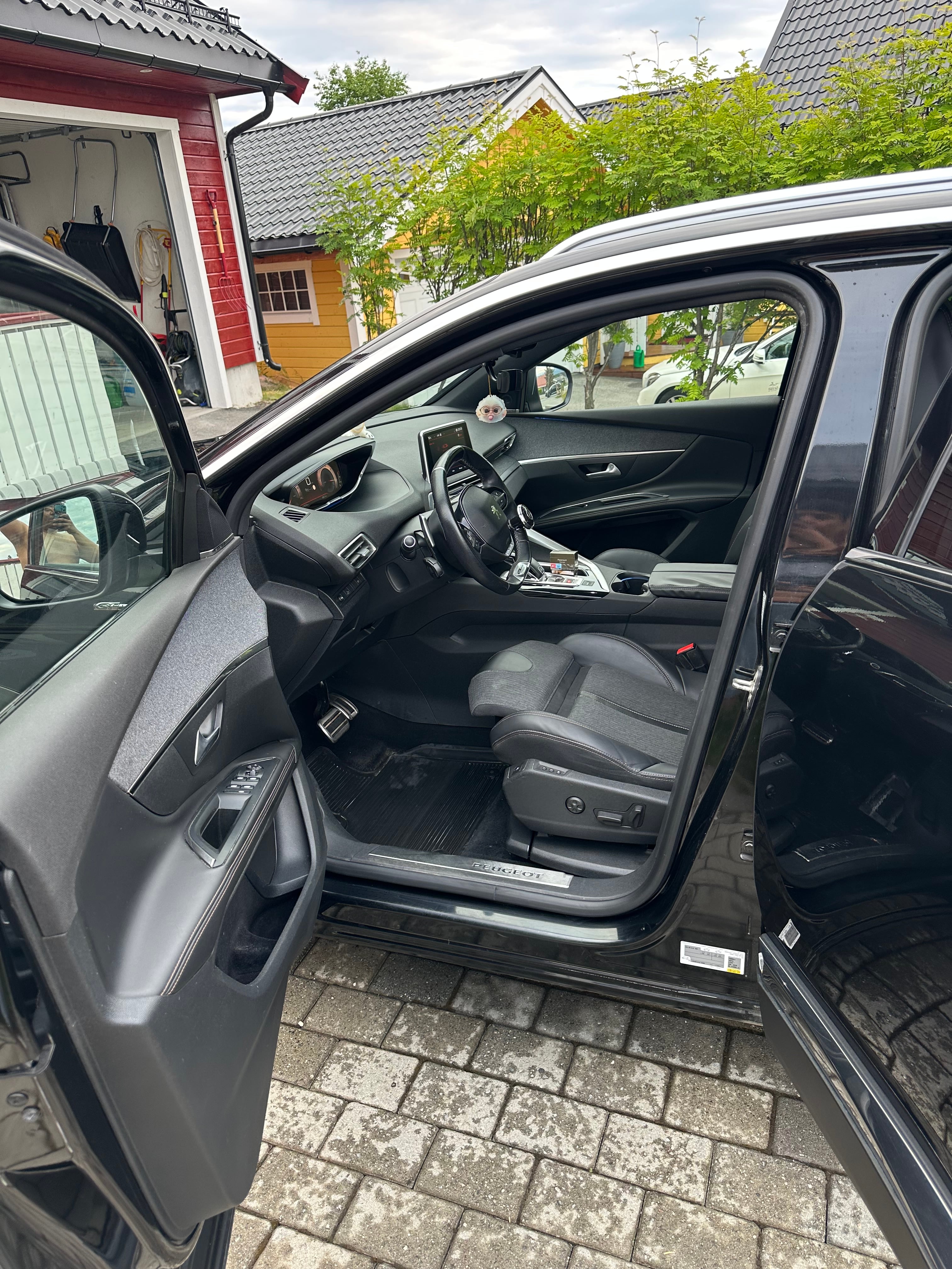 Peugeot 5008 med Apple CarPlay
