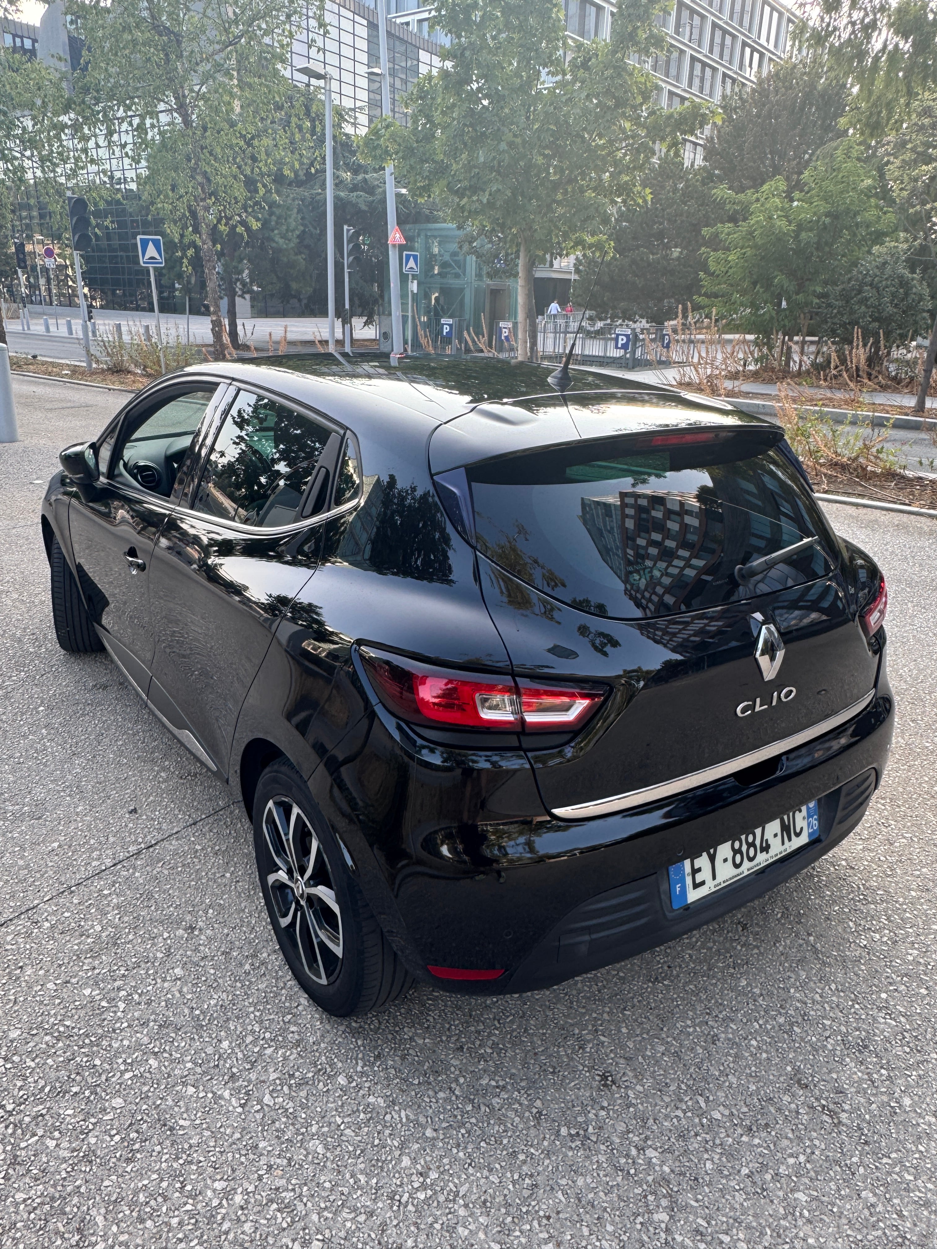 Renault Clio avec Climatisation
