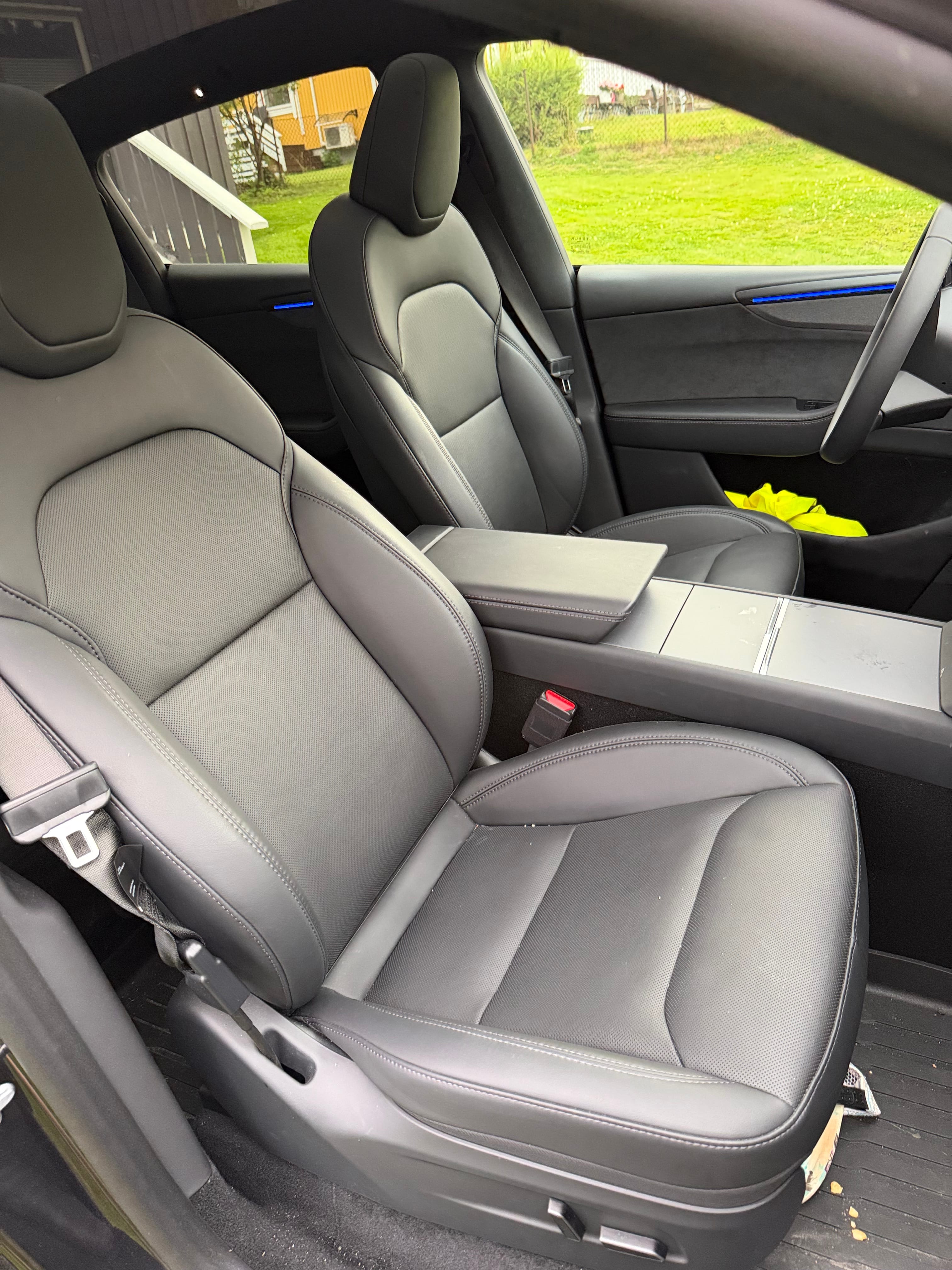 Tesla Model Y Long Range med Cruisekontroll