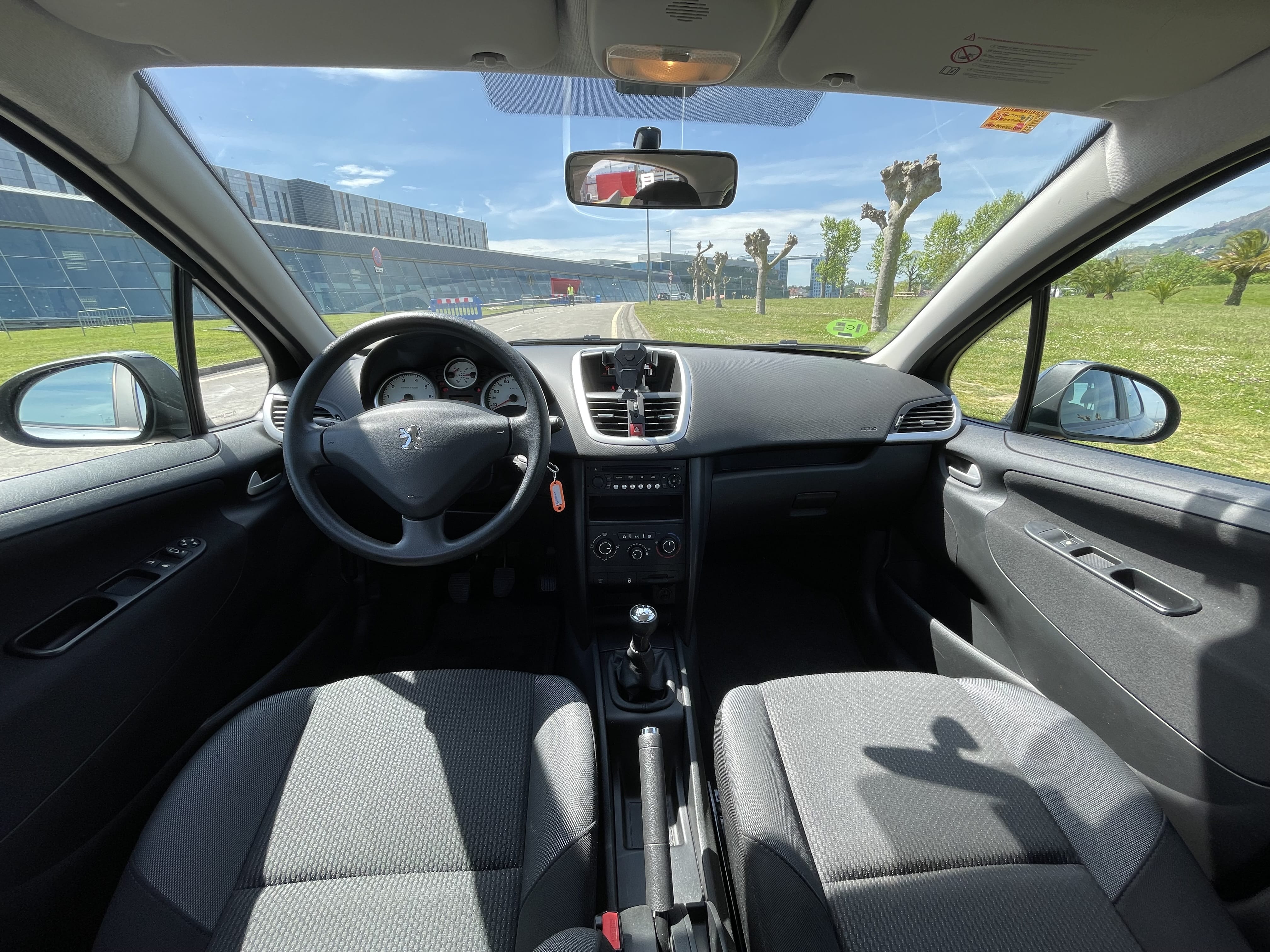 Peugeot 207 1.4 med Bluetooth audio