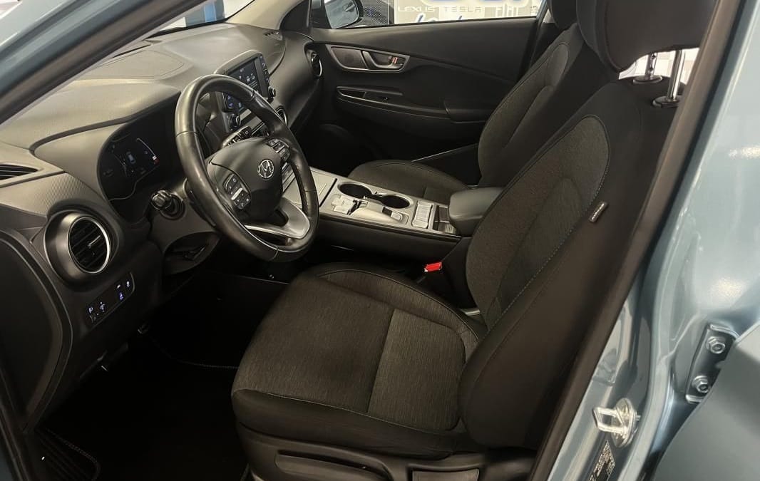 Hyundai Kona Electric 39,5KW 5 places Non Fumeur Crit’air 0 Livraison BdR et Toulon avec Siège bébé