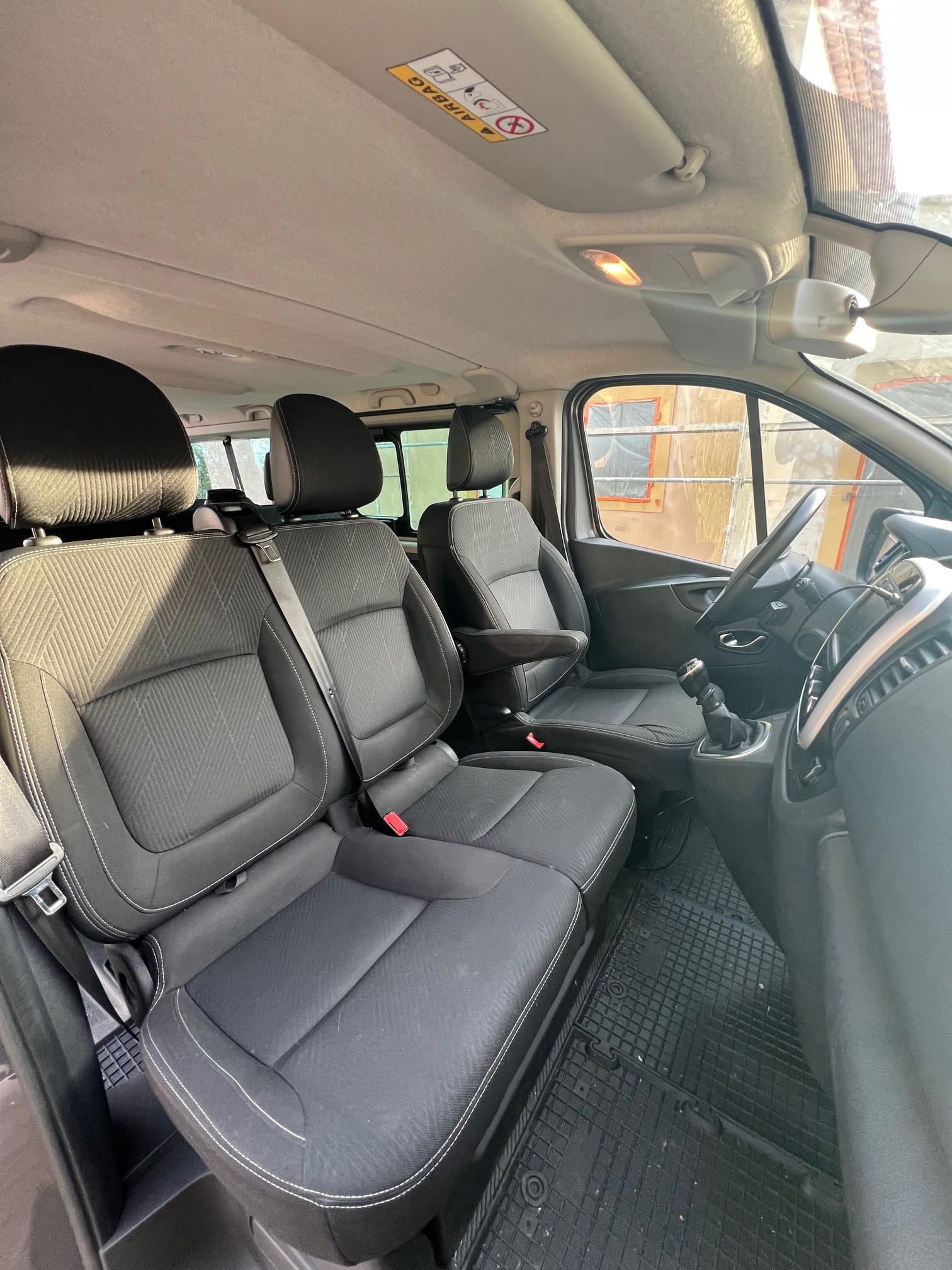 Renault Trafic Passenger 9 places 2.0 HDI 145 cv avec Chaines