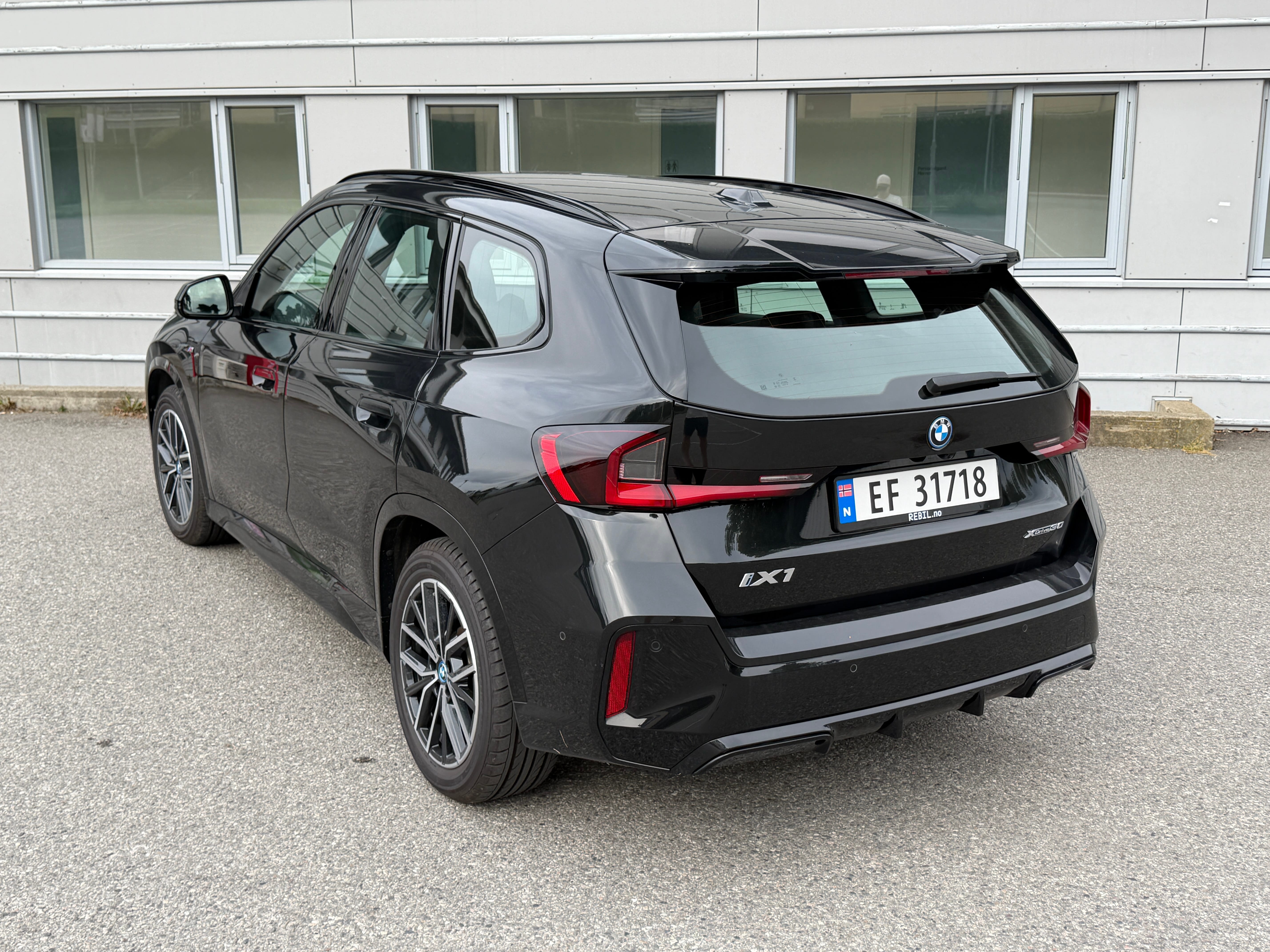 BMW iX1 | 4x4 | 429 WLTP with Backup camera