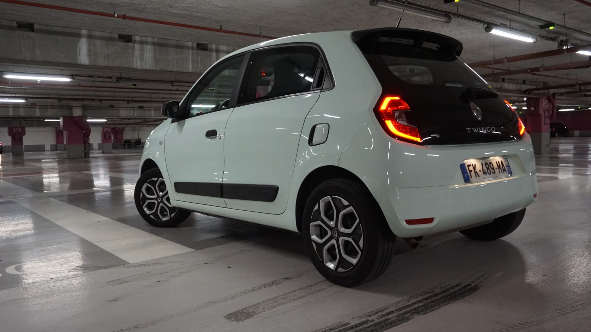 Renault Twingo III avec Entrée audio / iPod