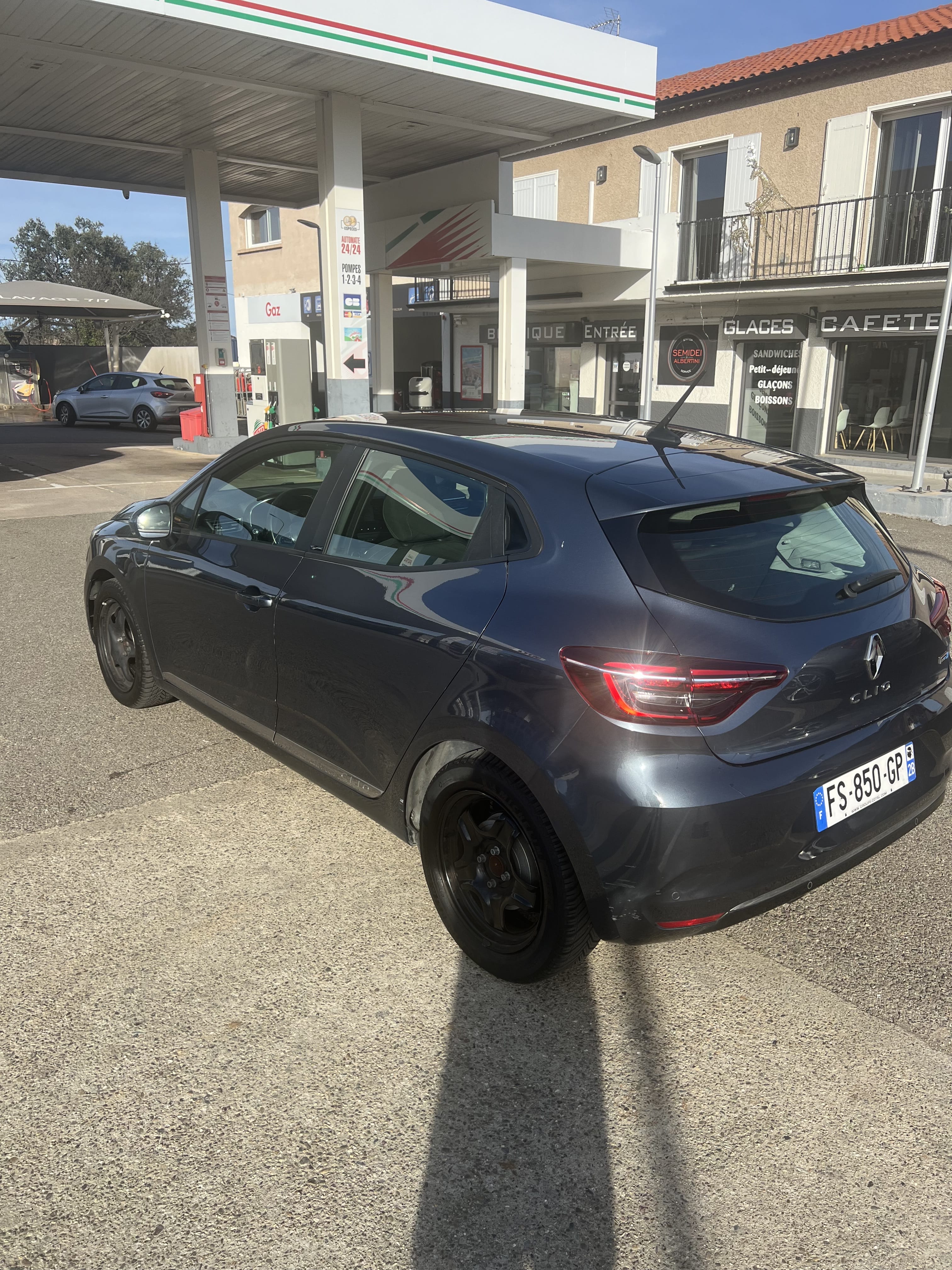 Renault Clio E-tech avec Climatisation