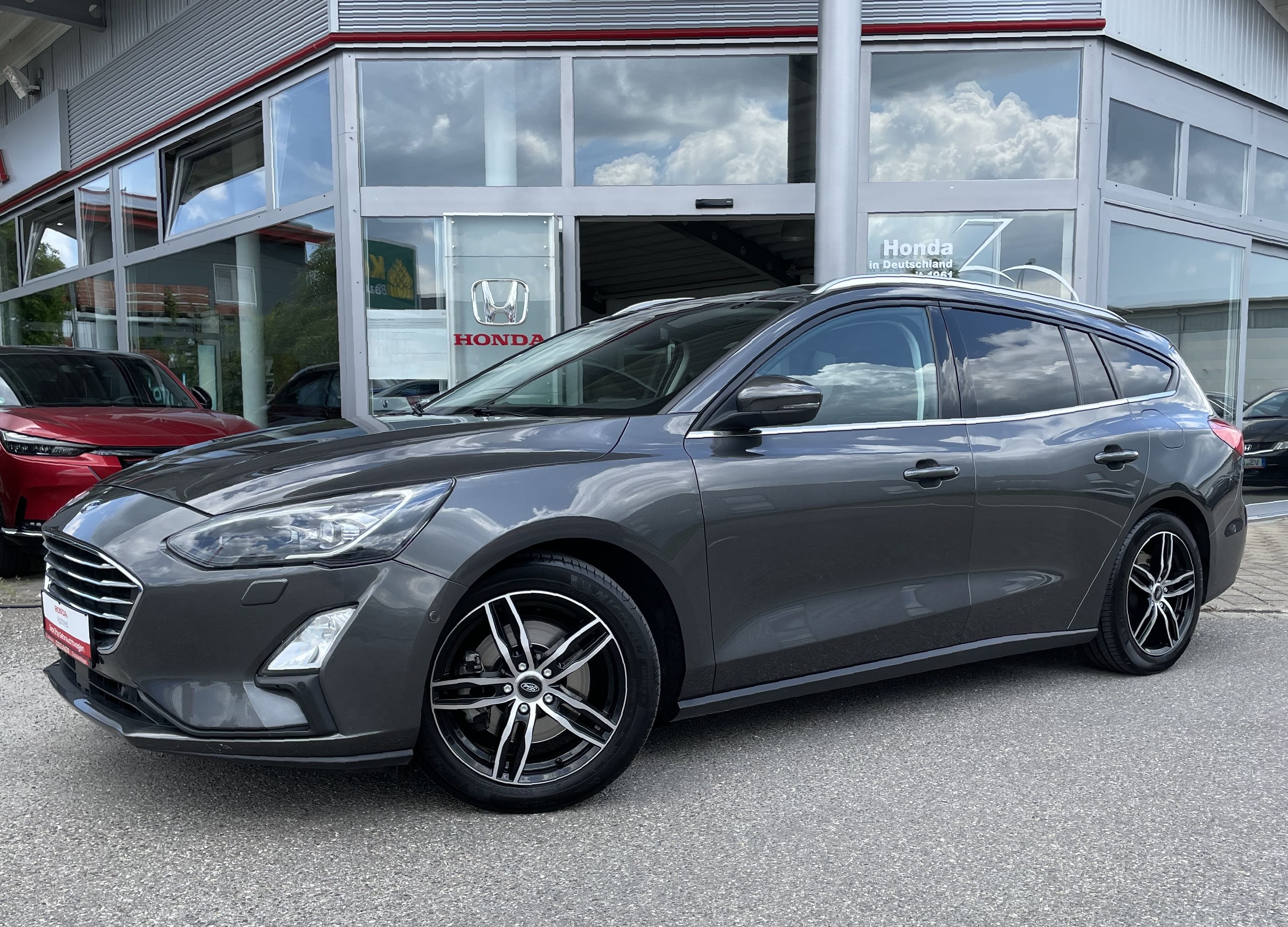 Ford Focus SW Business mit Audio-/iPod-Zugang