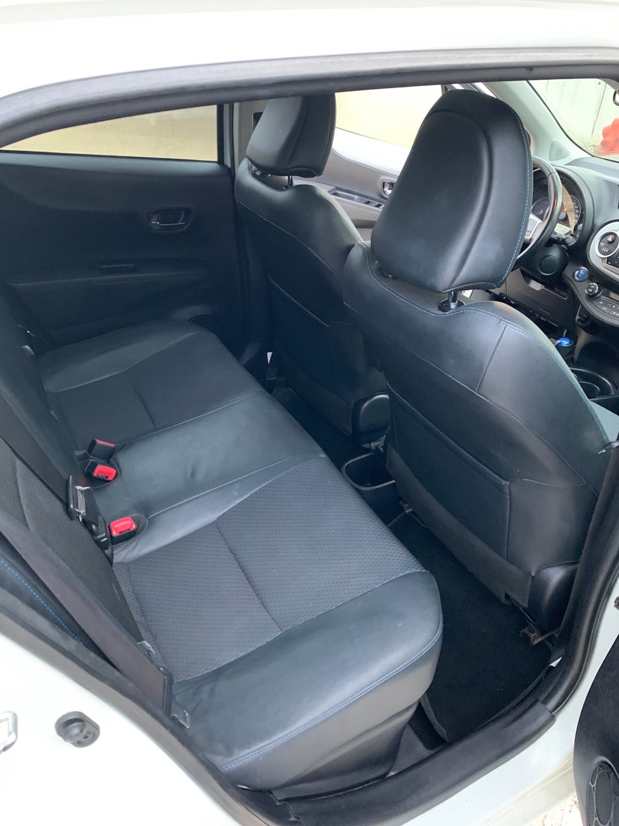 Toyota Yaris Hybride avec Entrée audio / iPod