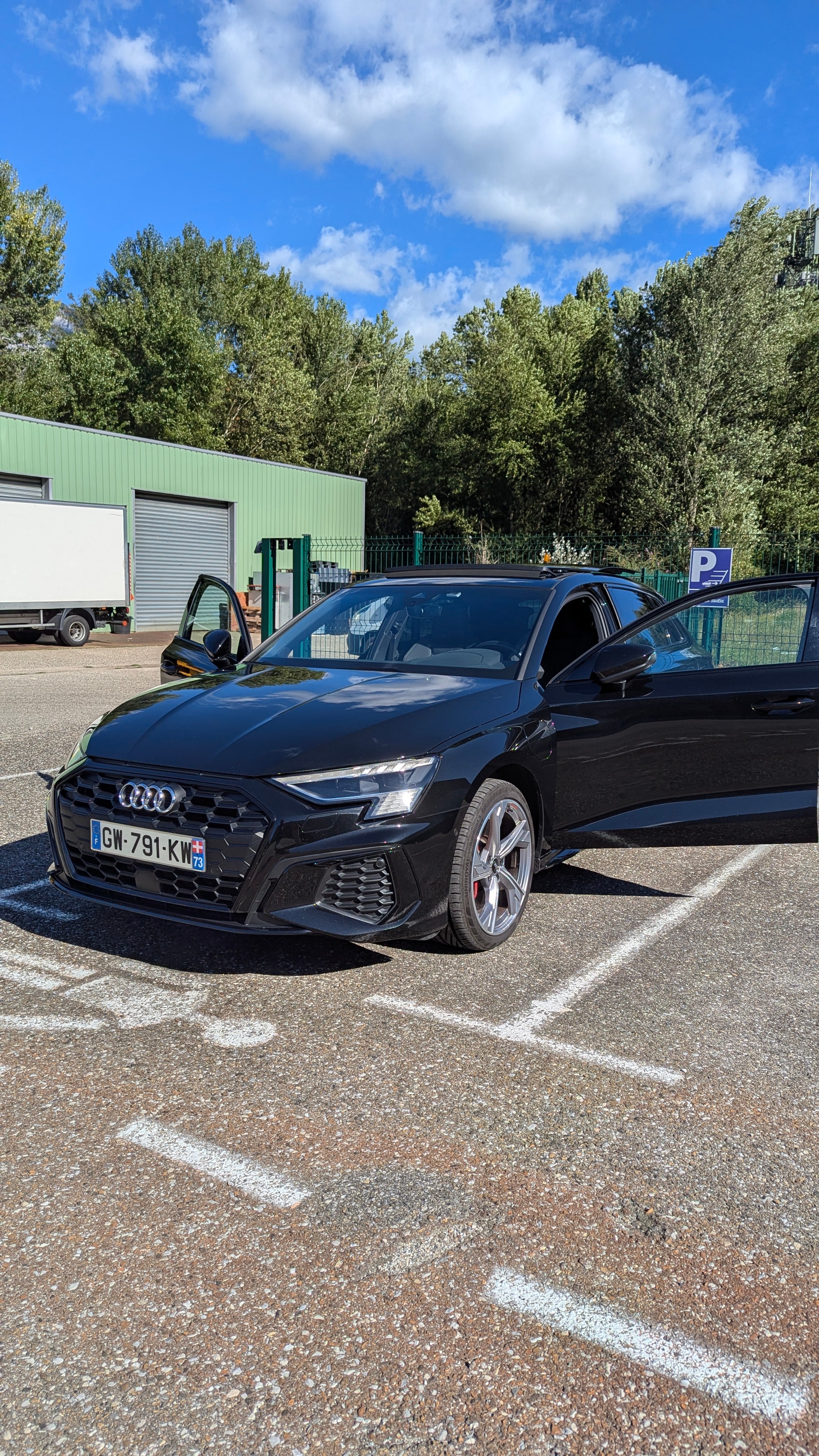 Audi A3 Sportback, 2022, Essence 95 / Électrique (hybride), automatique