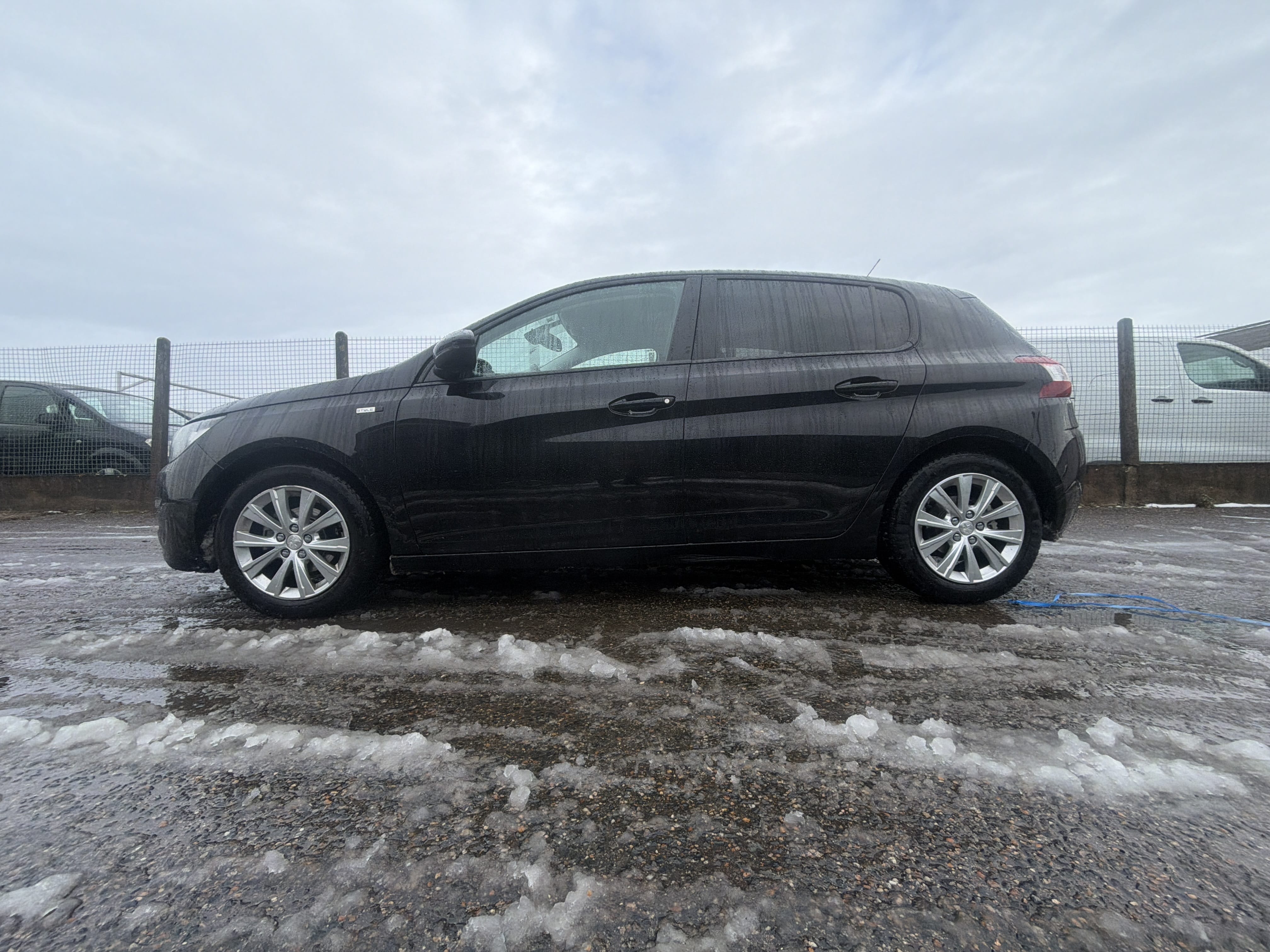 Peugeot 308 avec Climatisation
