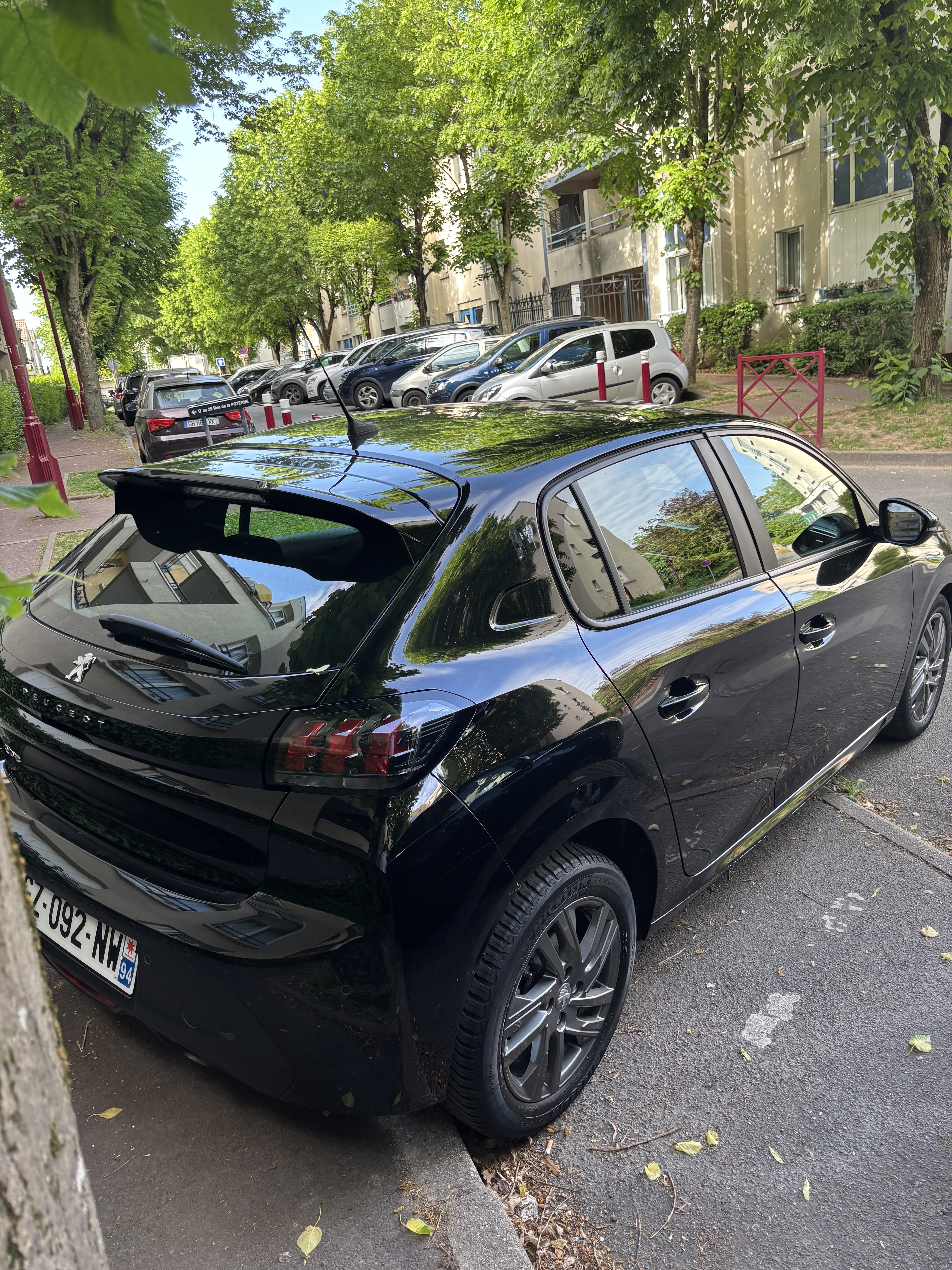 Peugeot 208 avec Climatisation