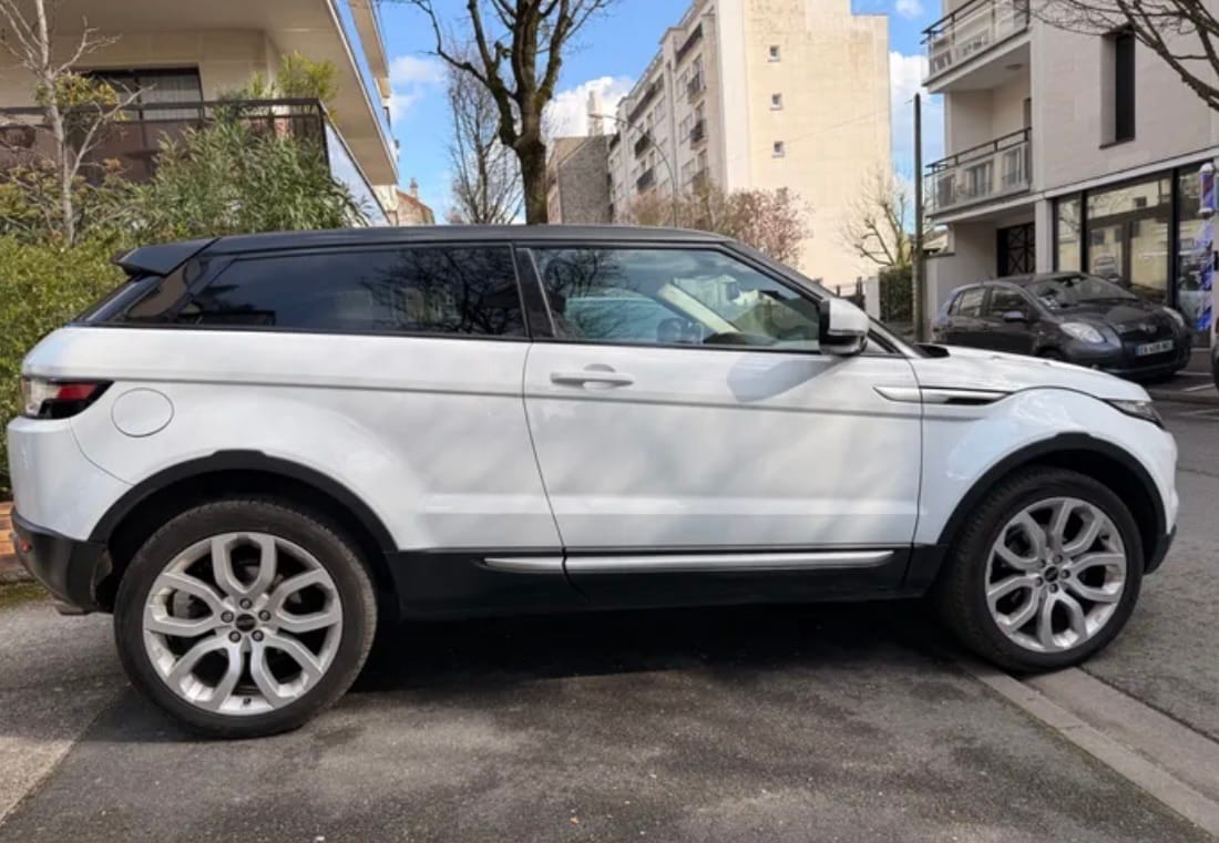 Land-Rover Range Rover Evoque Coupé avec Climatisation