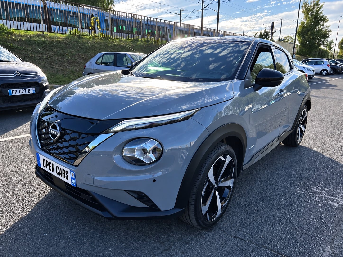 Nissan Juke HYBRIDE FULL OPTION avec Climatisation