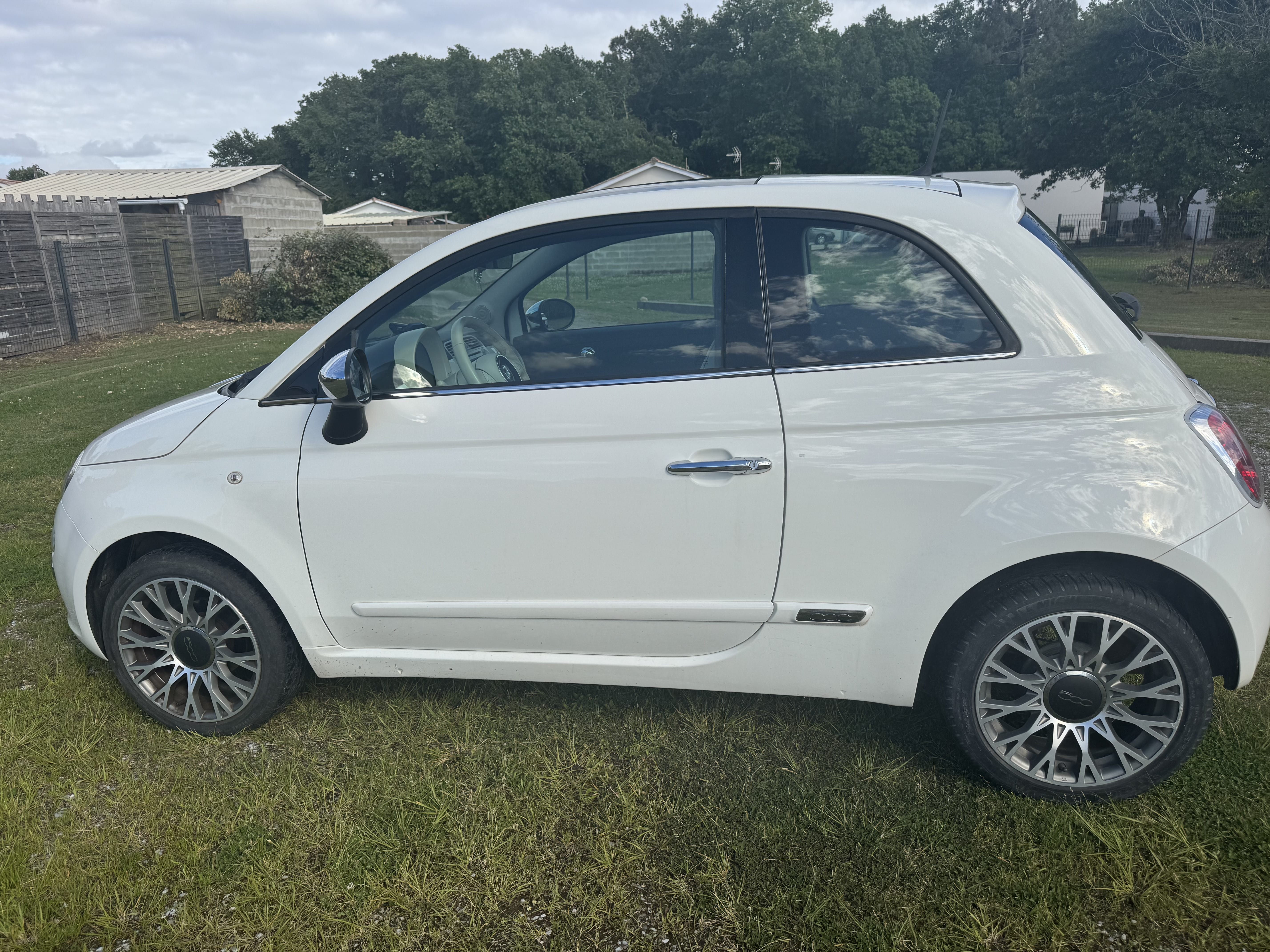 Fiat 500 Lounge, 2014, Essence 95