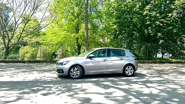 Peugeot 308 FF194 avec GPS
