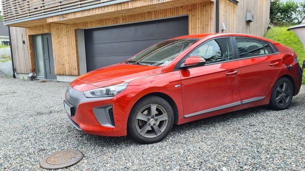 Hyundai Ioniq Electric med GPS