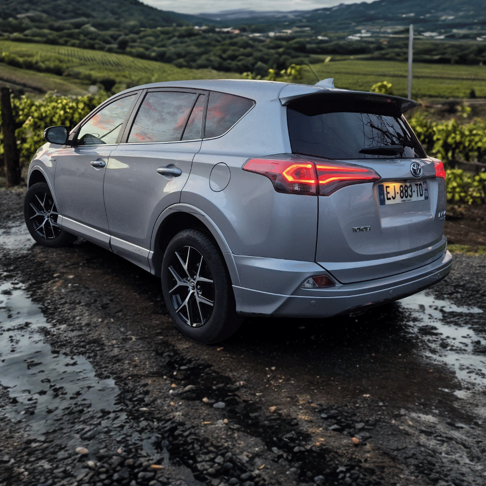 Toyota Rav4 Hybride avec Climatisation