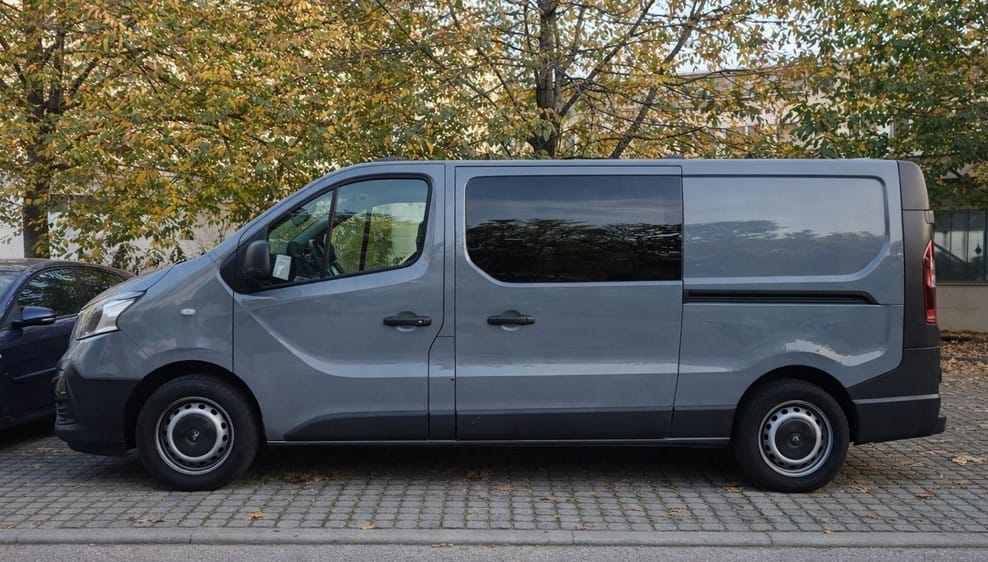 Renault Trafic Doppelkabine mit Klimaanlage