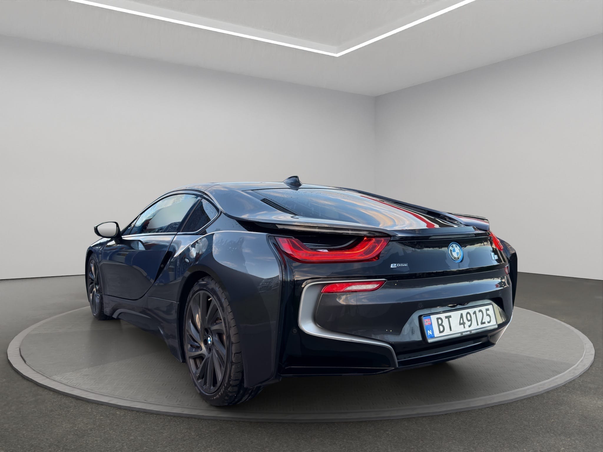 BMW i8 med GPS