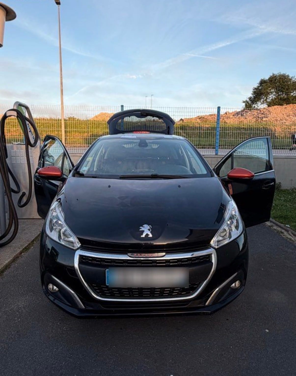 Peugeot 208, 2016, Essence 95