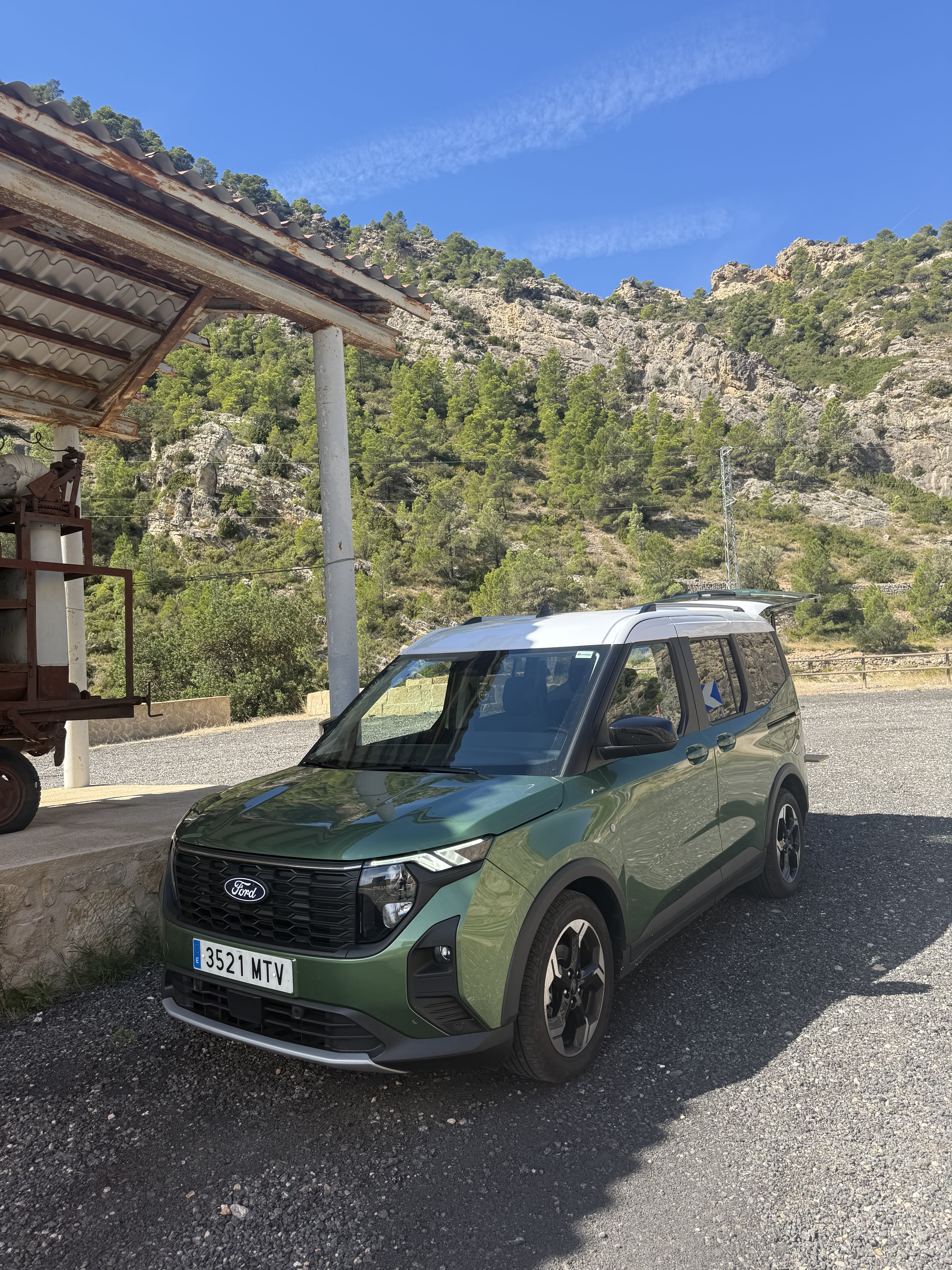 Ford Tourneo Courier avec Climatisation