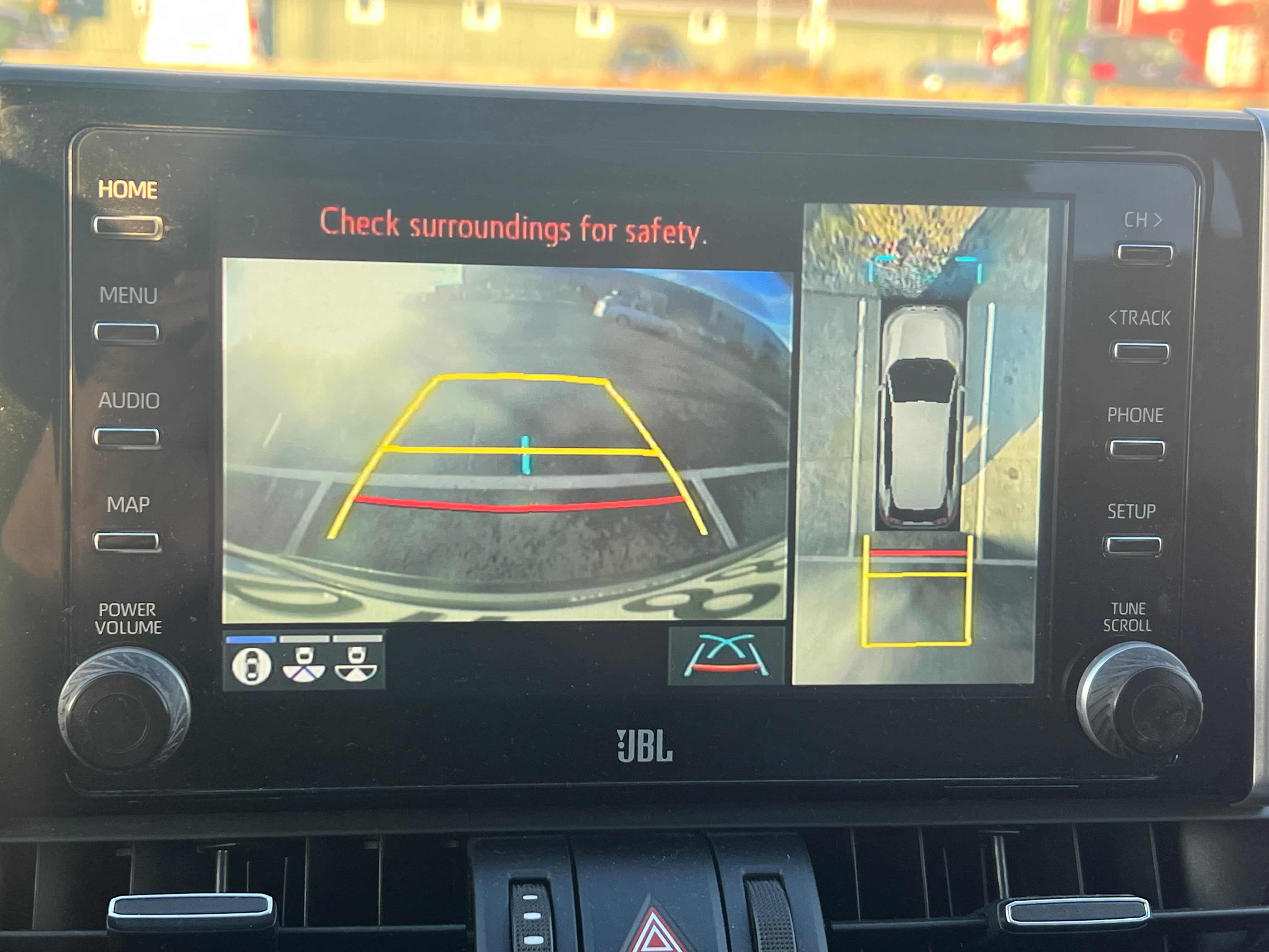 Toyota Rav4 Hybrid XSE with Backup camera