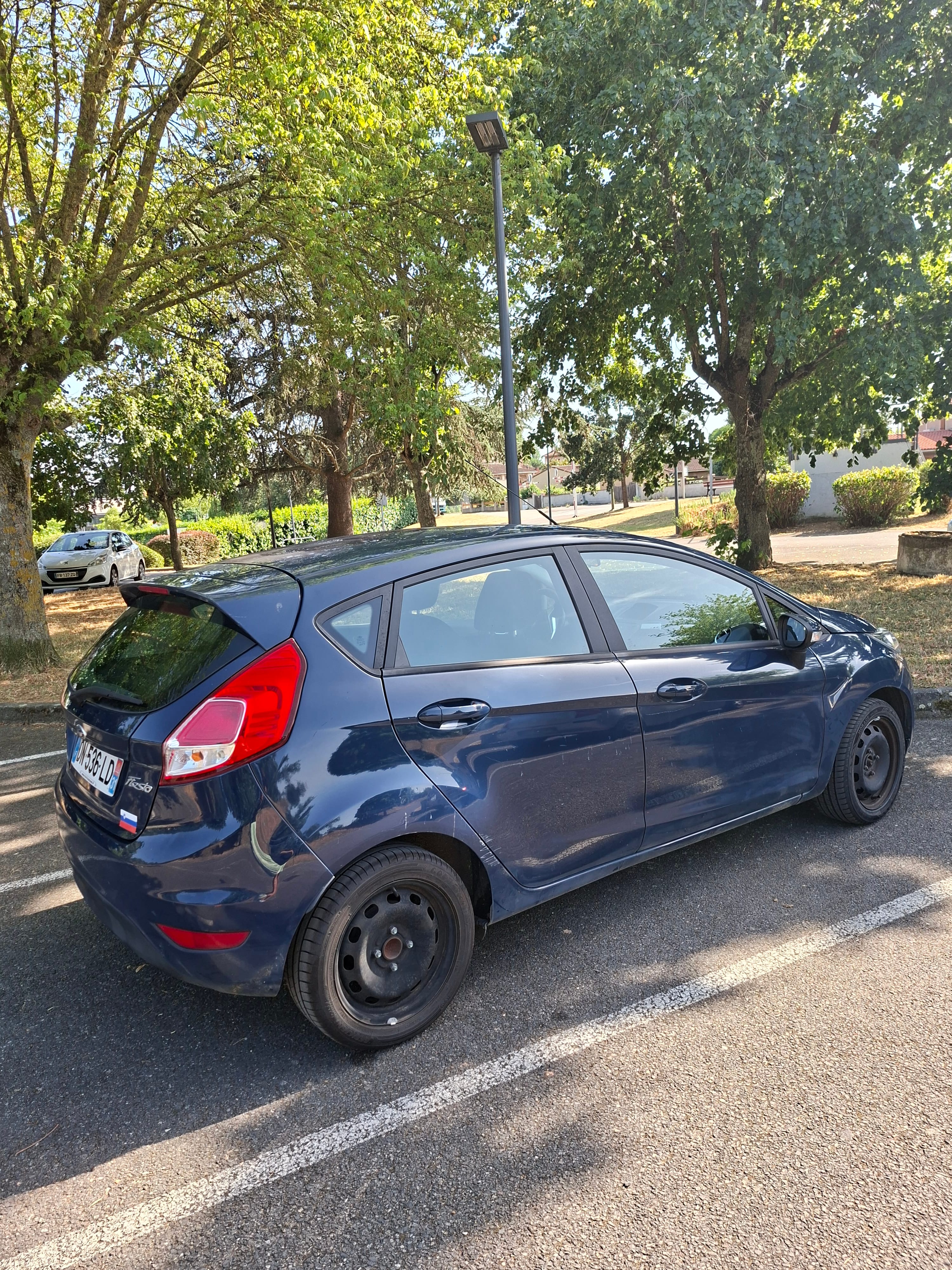 Ford Fiesta avec Siège bébé
