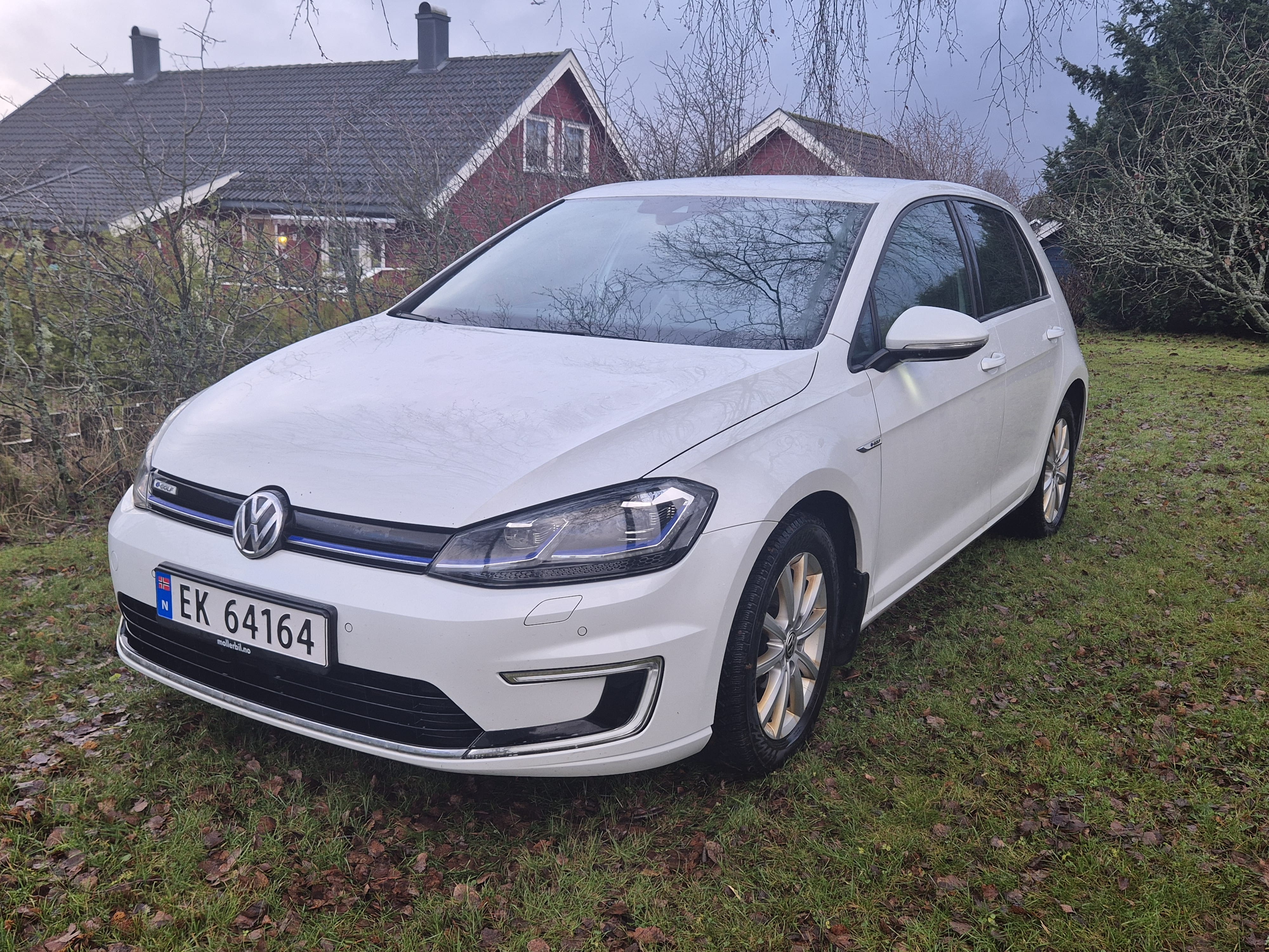Volkswagen e-Golf, 2017, Electric, automatic