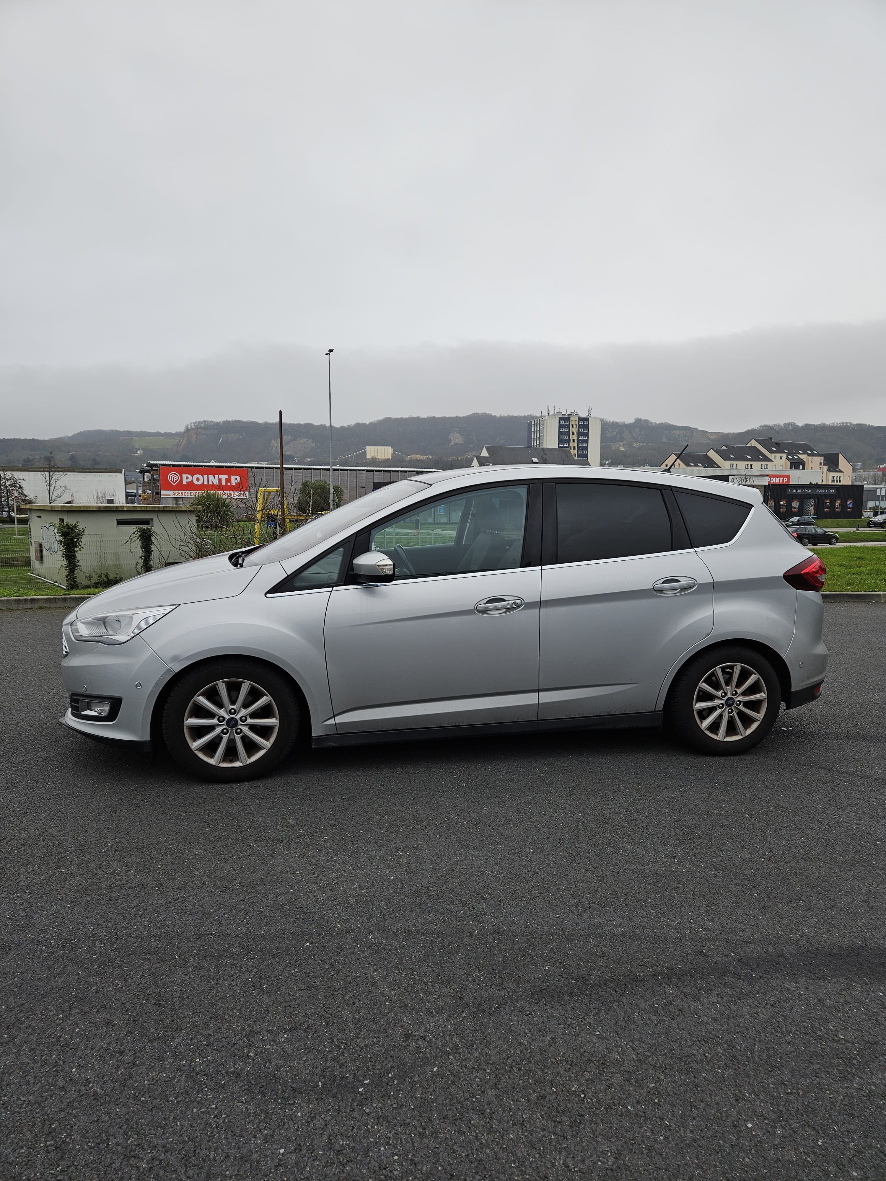 Ford C-Max avec Climatisation