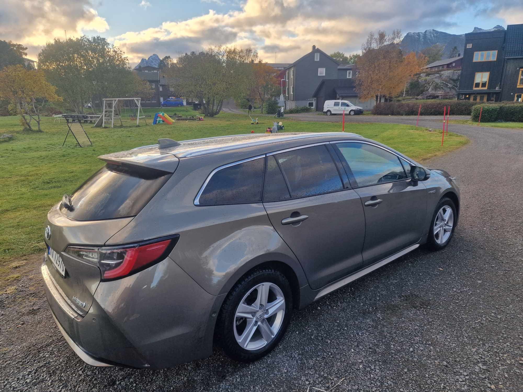 Toyota Corolla Touring Sports Collection Hybrid with GPS