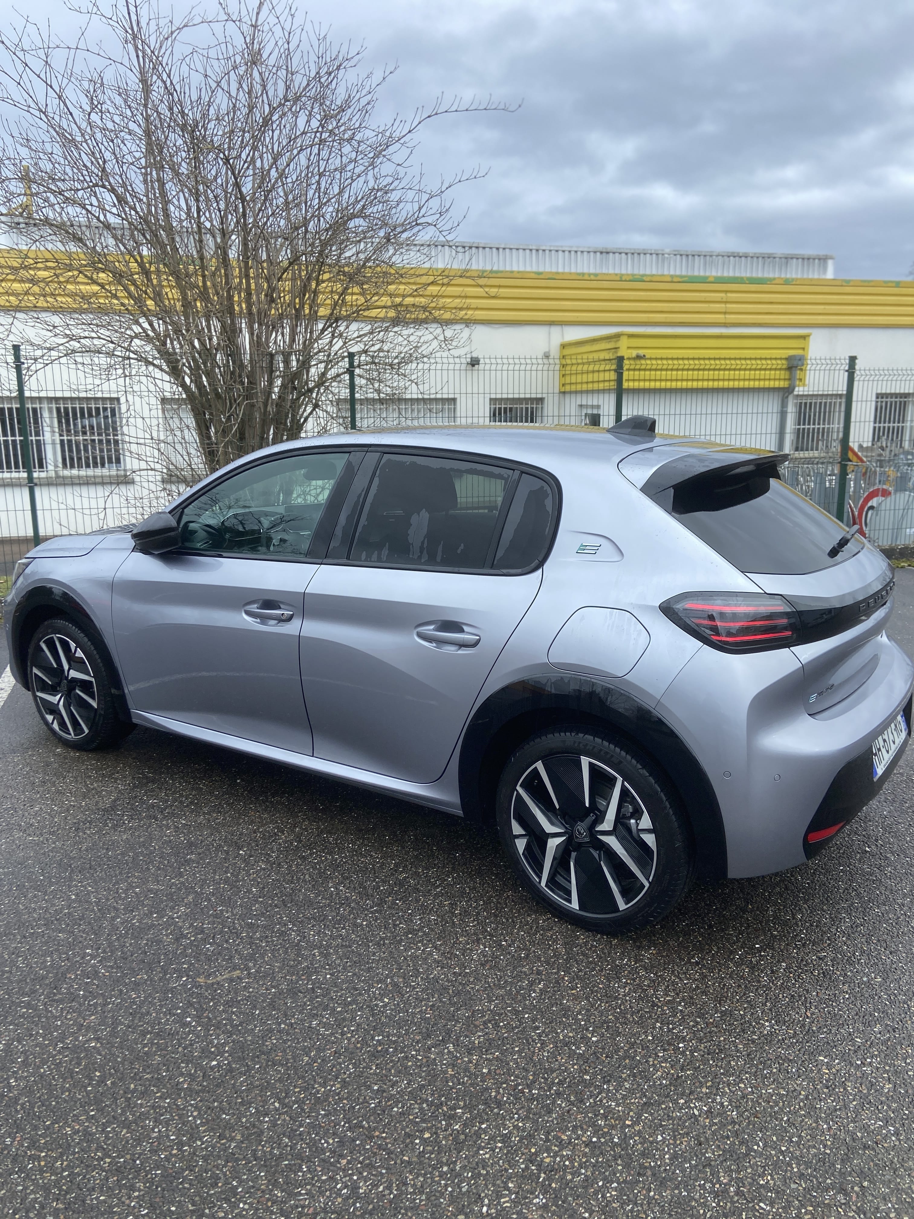Peugeot 208, 2026, Électrique, automatique