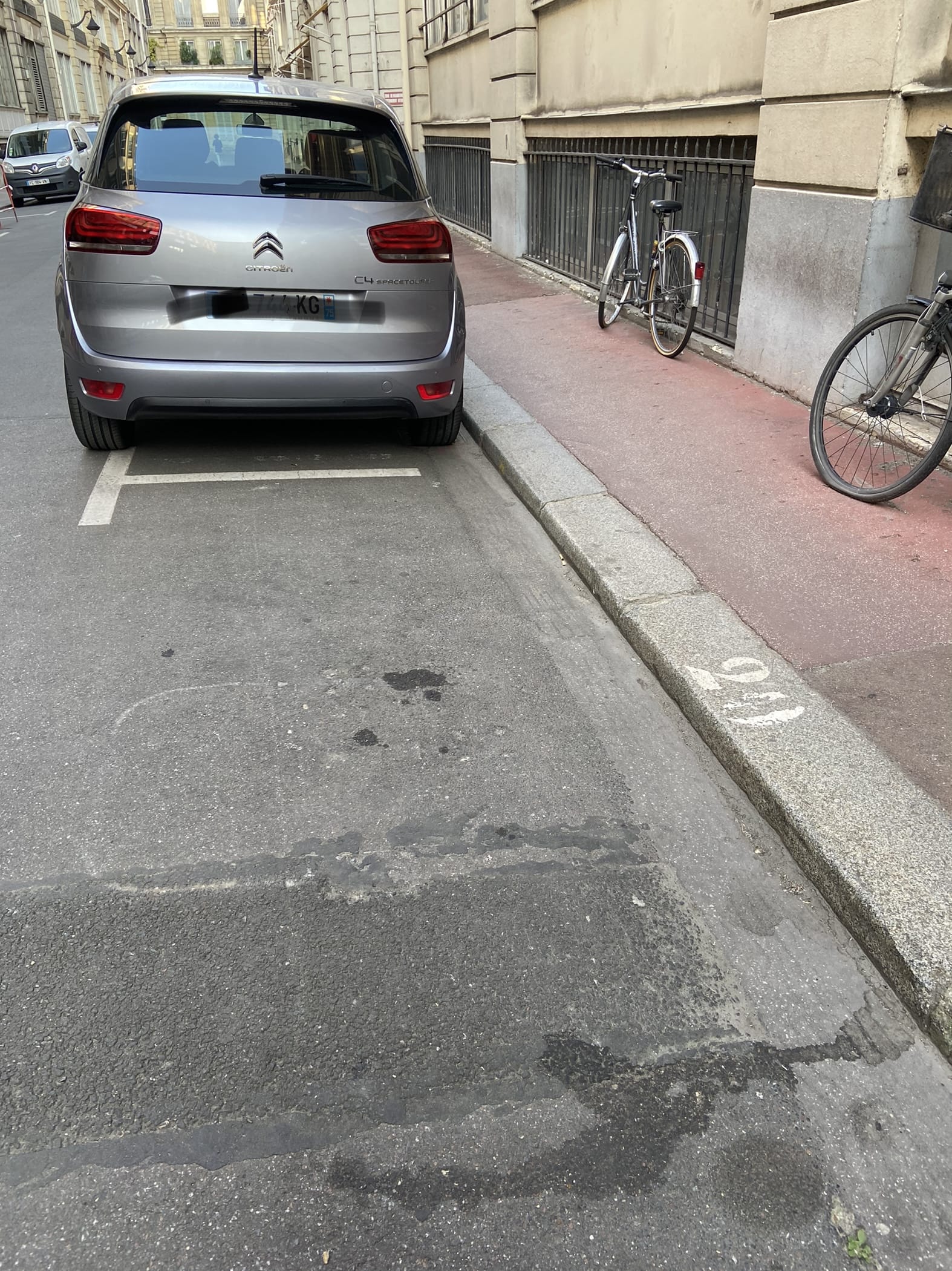 Citroen C4 Spacetourer avec GPS