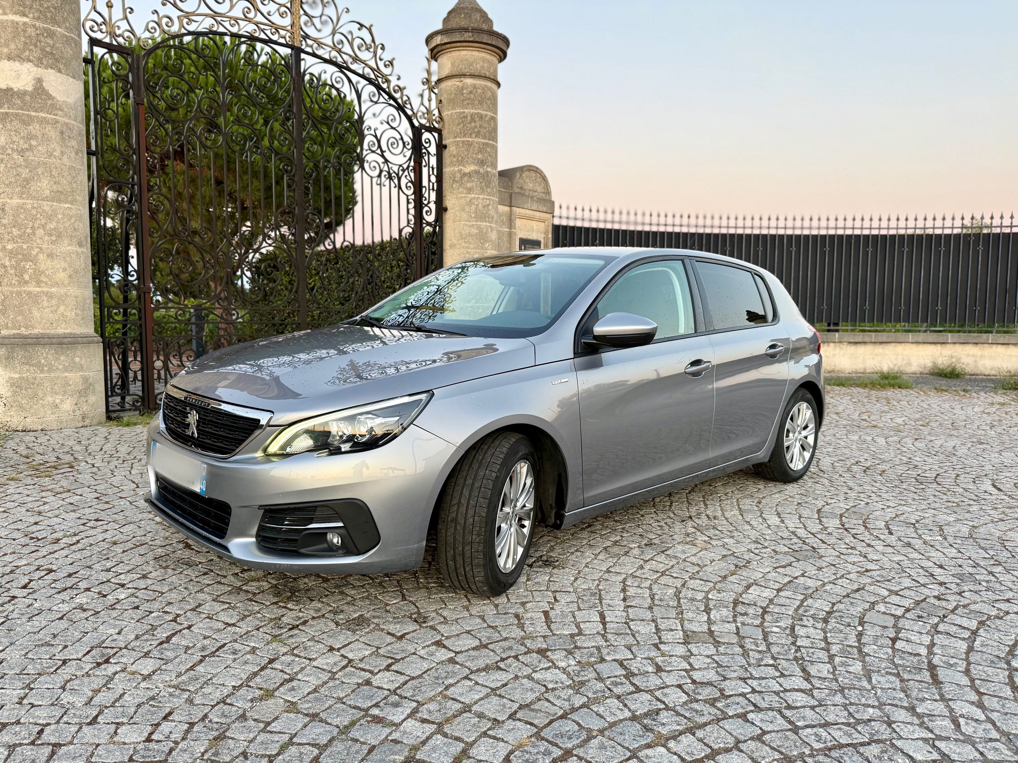 Peugeot 308 avec Climatisation